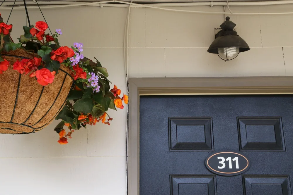 Earthbox Inn