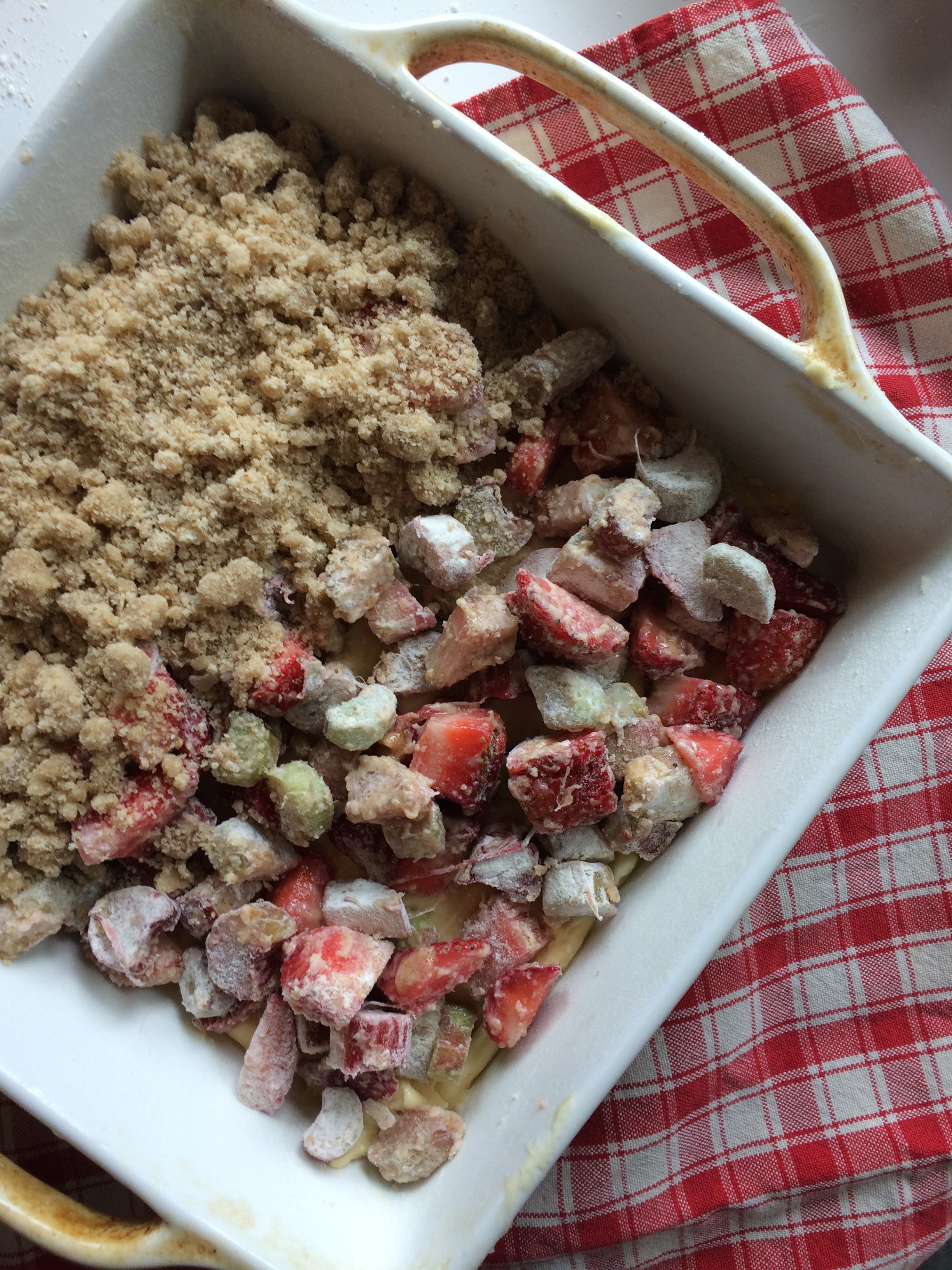 Rhubarb Crumb Bars