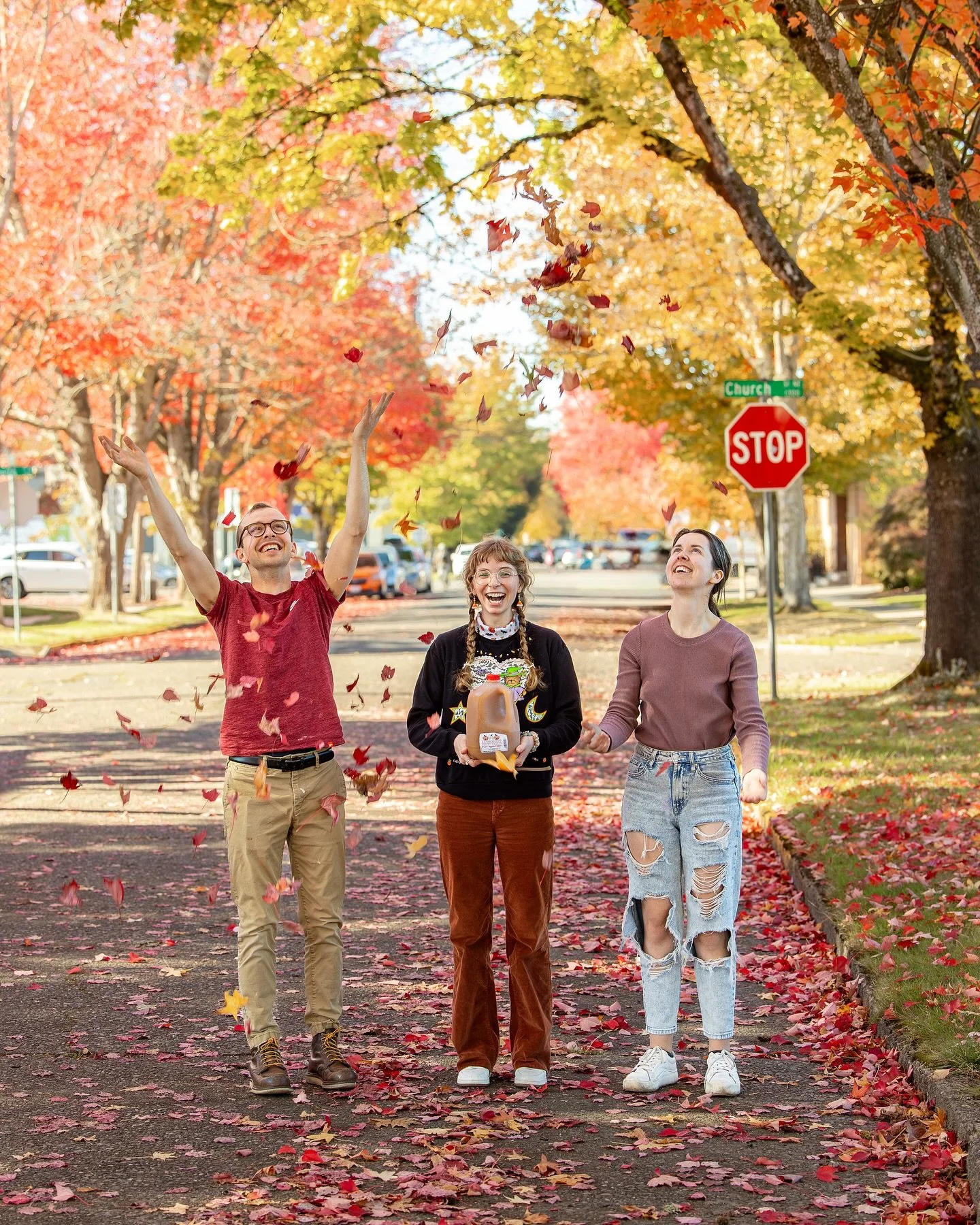 PSA: We are now serving apple cider, hip hip hooray! 🍎 It&rsquo;s that time of year again where the leaves are falling and the cider is flowing. Provided fresh from @e.z.orchardsfarmmarket, ask for it cold or hot to revel in the bountiful harvest se