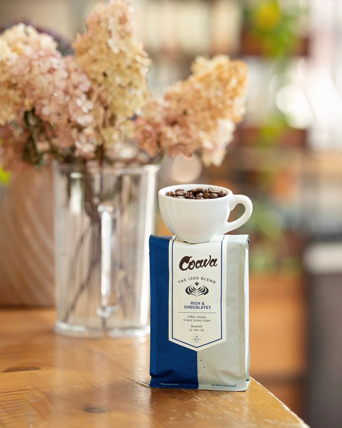 The 1300 Blend: our tried and true everyday bean! ☕️This blend is made specifically for our shop by our awesome roasters, @coavacoffee! Fun fact: the name comes from our shared 1300 Broadway Street address. We love partnering with Coava and hope you 