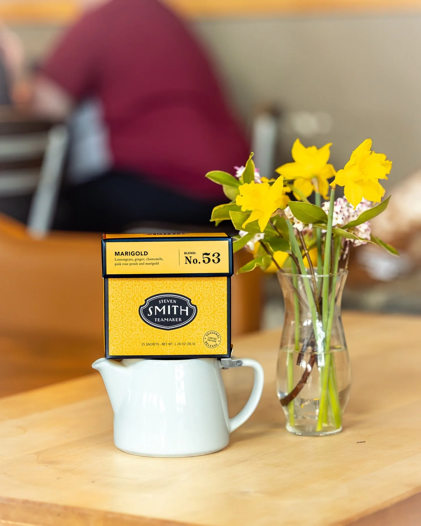 Sunny new tea on our retail shelf alert!! 🌼Was that a mouthful? Perhaps. But that&rsquo;s because we want you to get a mouthful of this yummy featured tea from @smithteamaker! ☀️ In the words of Smith, this scrumptious blend is alive and bright with