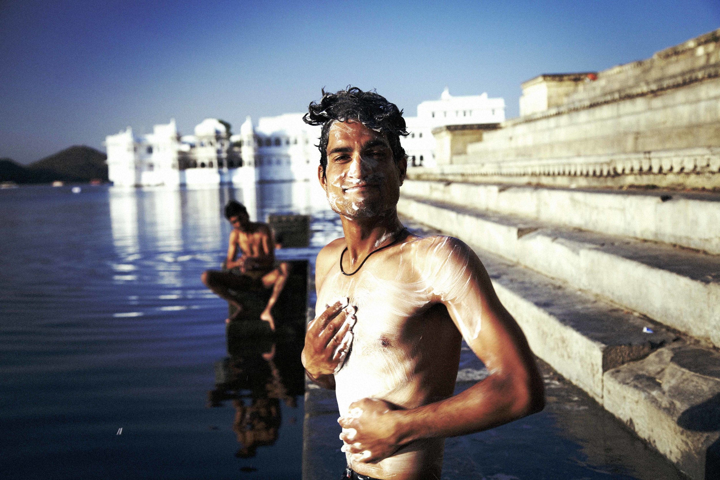 udaipur bather128.jpg