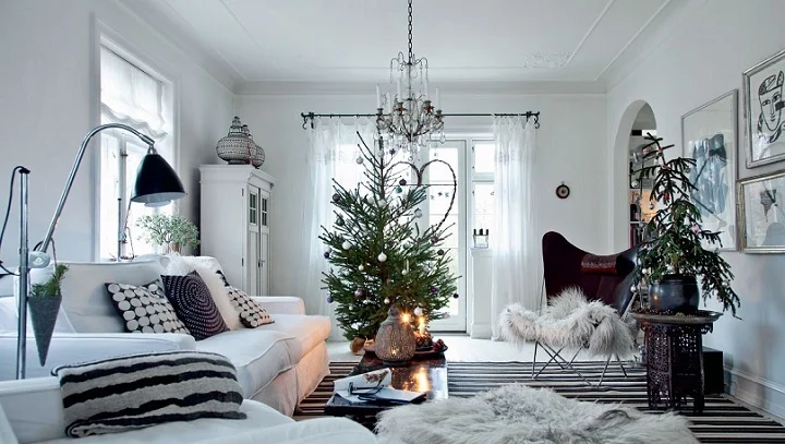 Swedish Christmas interior, white, white and more white! Click to enlarge image.
