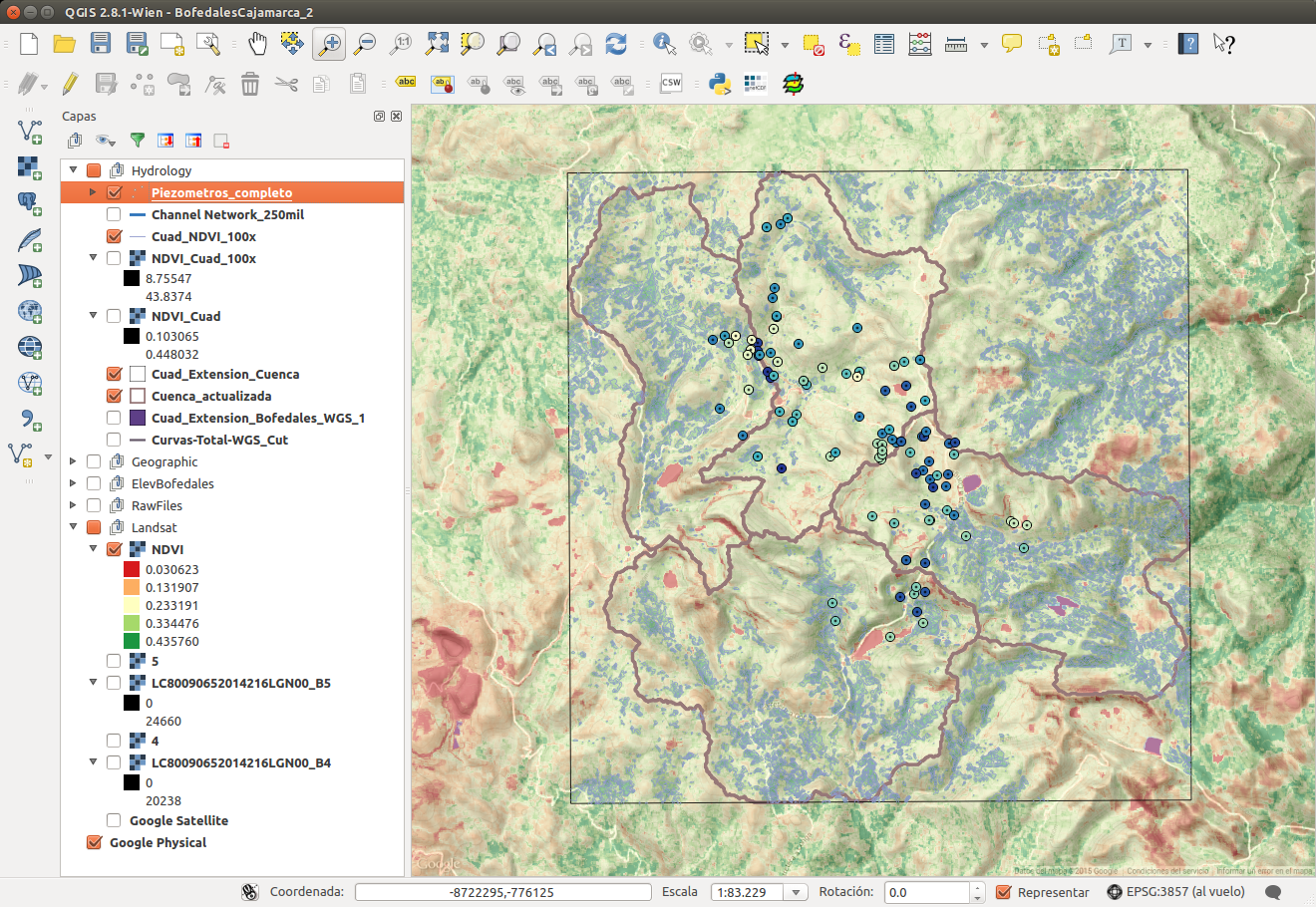 Entorno de QGIS con datos espacial para una cuenca andina.