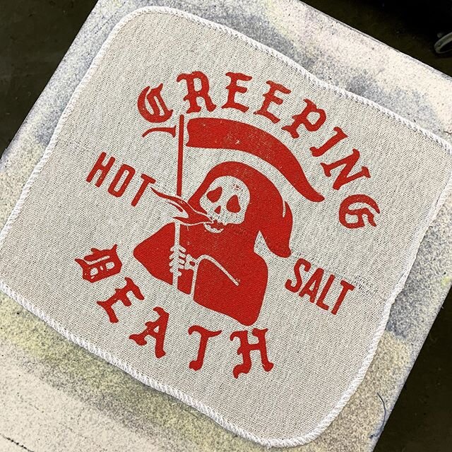 Go get some of that hot salt from @chefkevingillespie and there's a chance you can wipe the tears with one of these badboys, or change your oil with it. Designed by the Atlanta design powerhaus @brianmanley. .
.
.
.
#art #design #music #graphic #phot