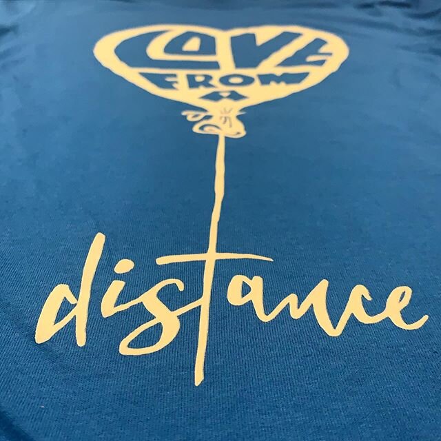 Restock for our friends at @lovefromadistance247. Designed by the forever homie @7avisualcraftsman.
.
.
.
.
#art #design #music #graphic #photooftheday #design #vintage #retro #shopping #artist #instagood #life #screenprinting #fashion #vscocam #nofi