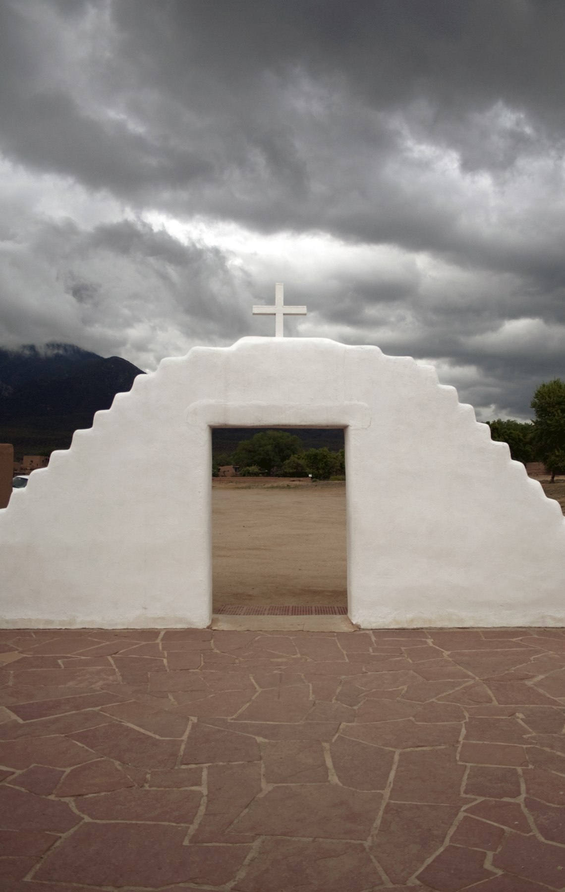 Taos_Pueblo1upload.jpg