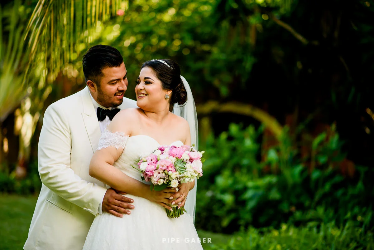 Lily Moran &amp; Carlos | Hacienda Dzibikak, Yucatán