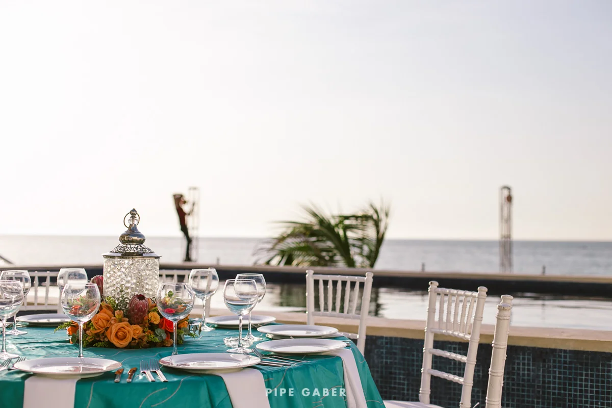 BODA_DESTINO_TIPS_FOR_BRIDES13_BLOG.jpg