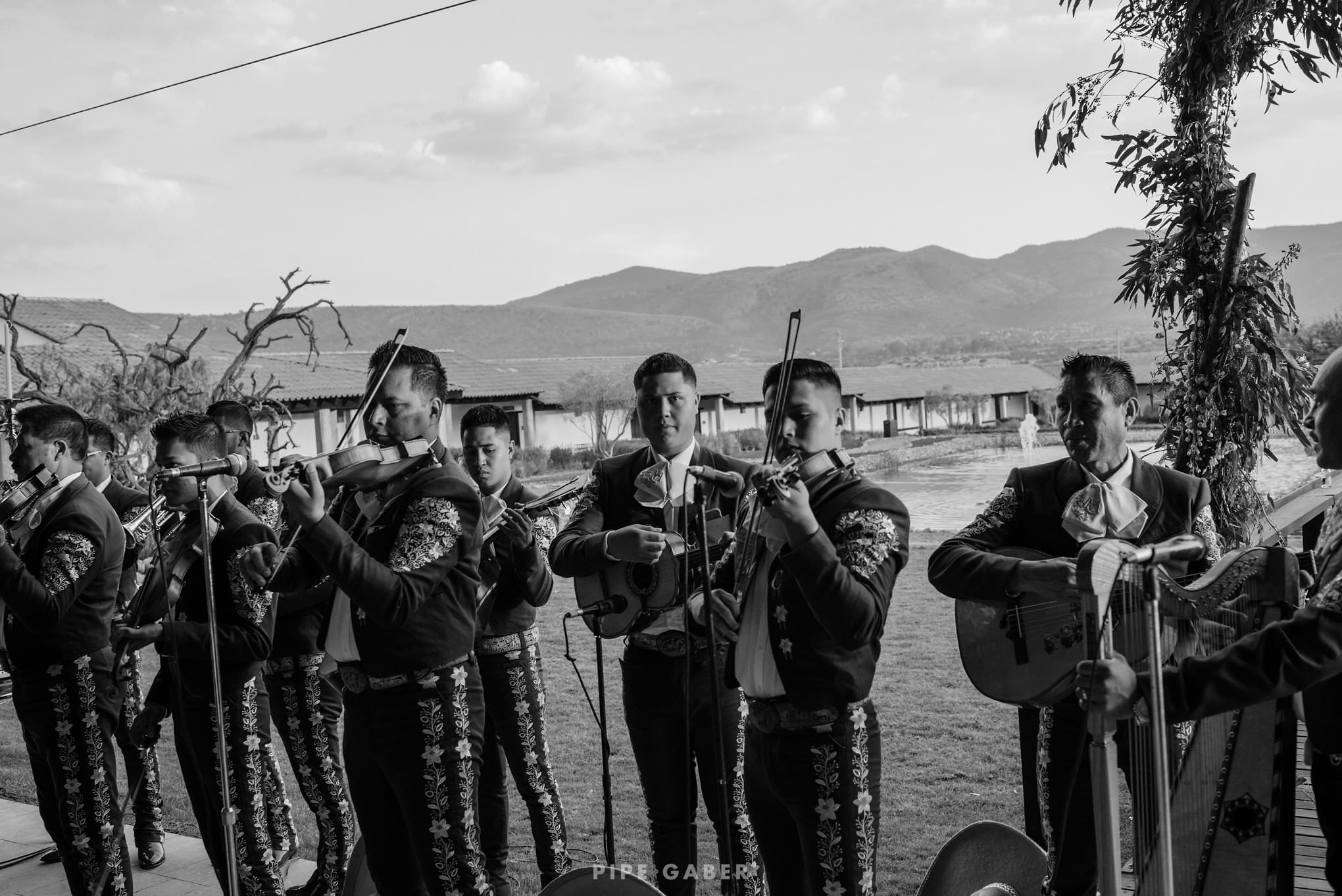 BODA_MUSICA_CLASICA_TIPS_FOR_BRIDES02.JPG