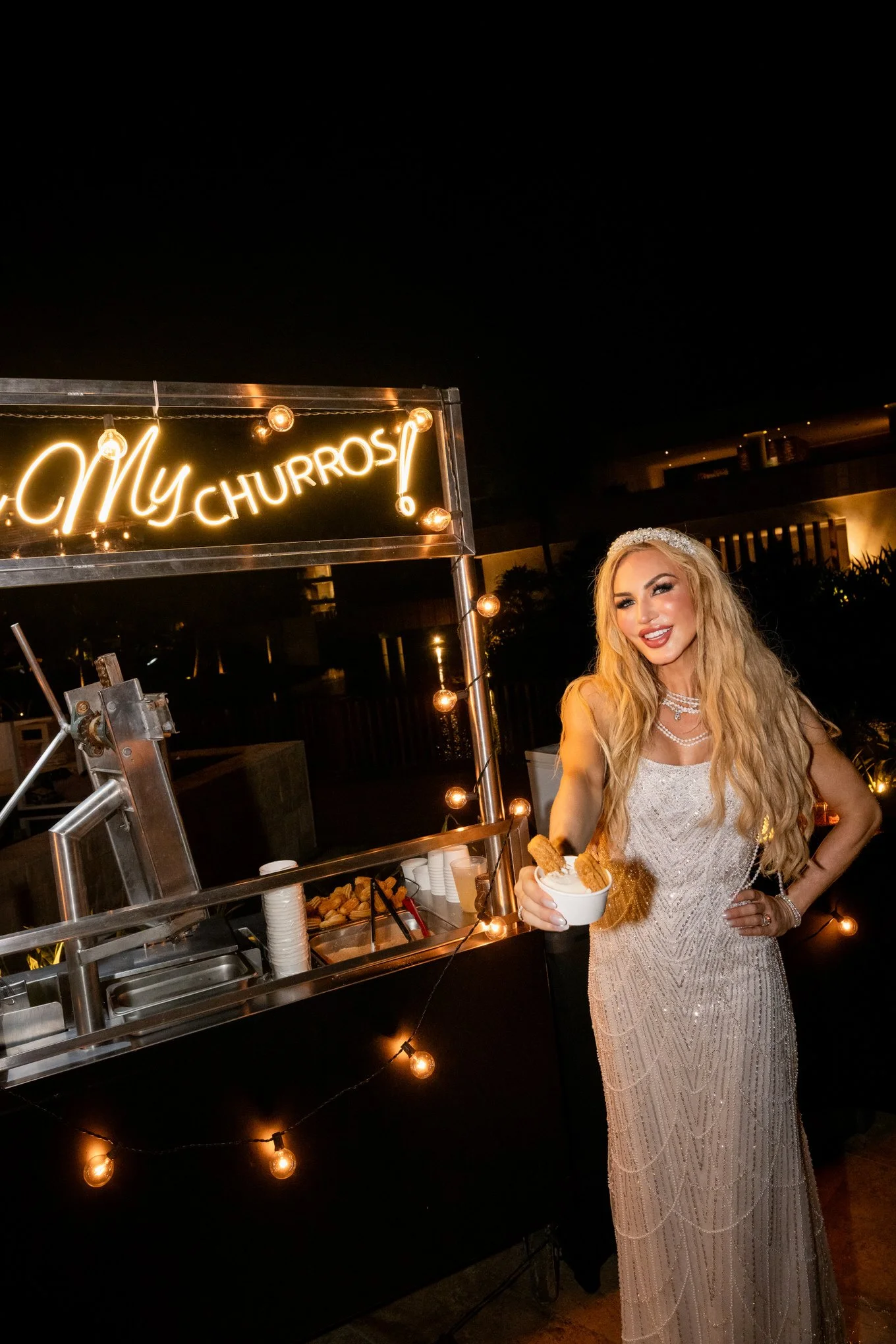 CHURRO_CAR_IDEA_WEDDING_TRENDS_COSTA_MUJERES_HOTEL_24.JPG