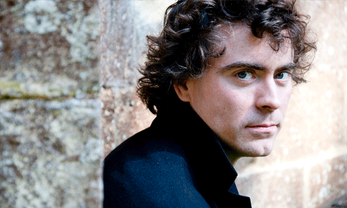 Paul Lewis, piano