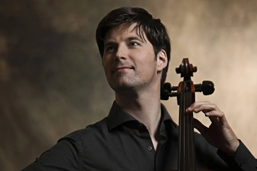Daniel Muller-Schott