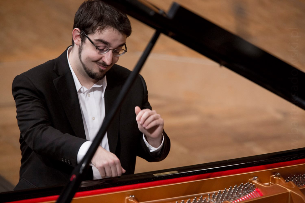 Szymon Nehring is the winner of the 15th Arthur Rubinstein International  Piano Master Competition – Szymon Nehring