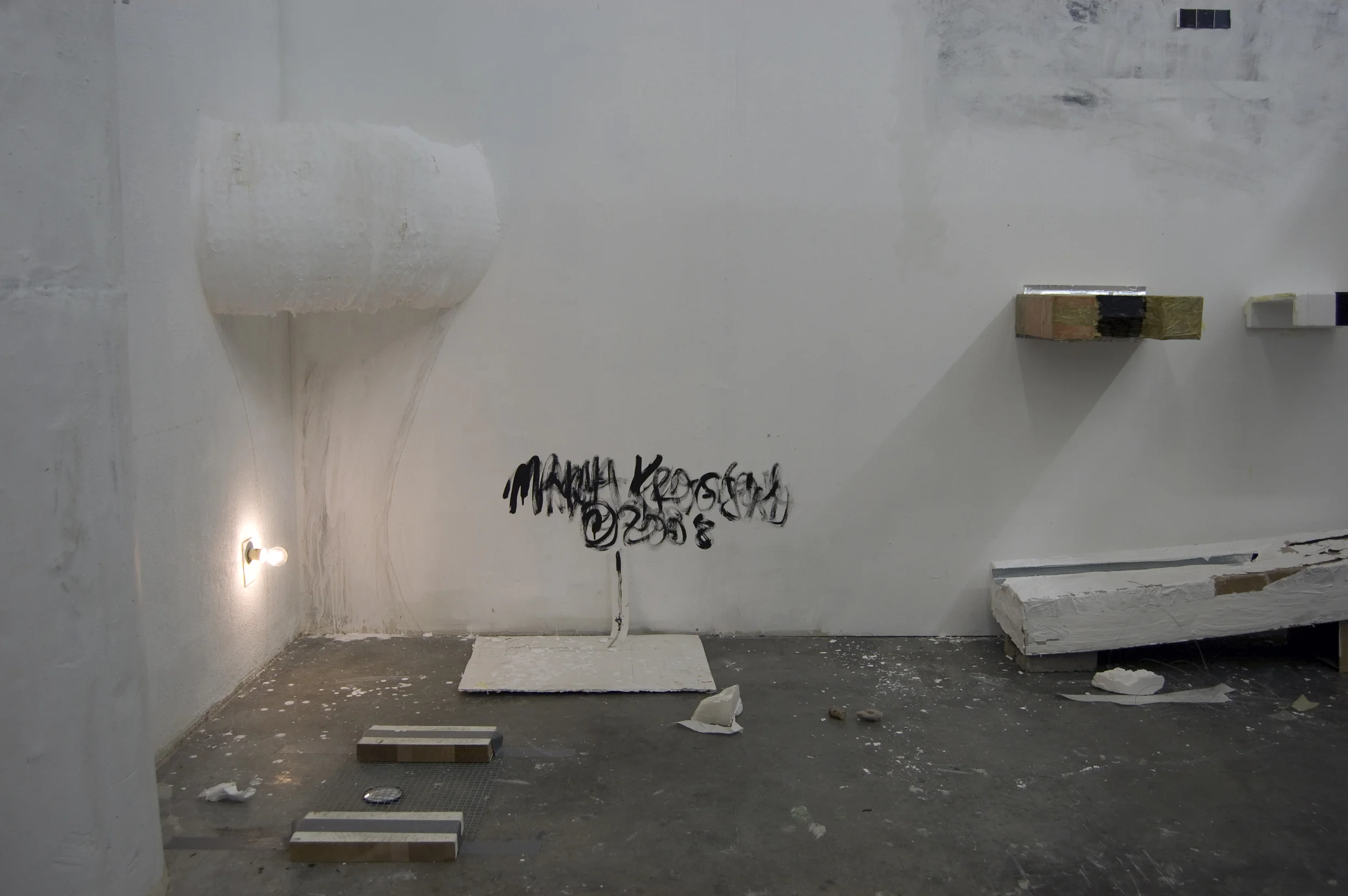 studio_left_sm.jpg