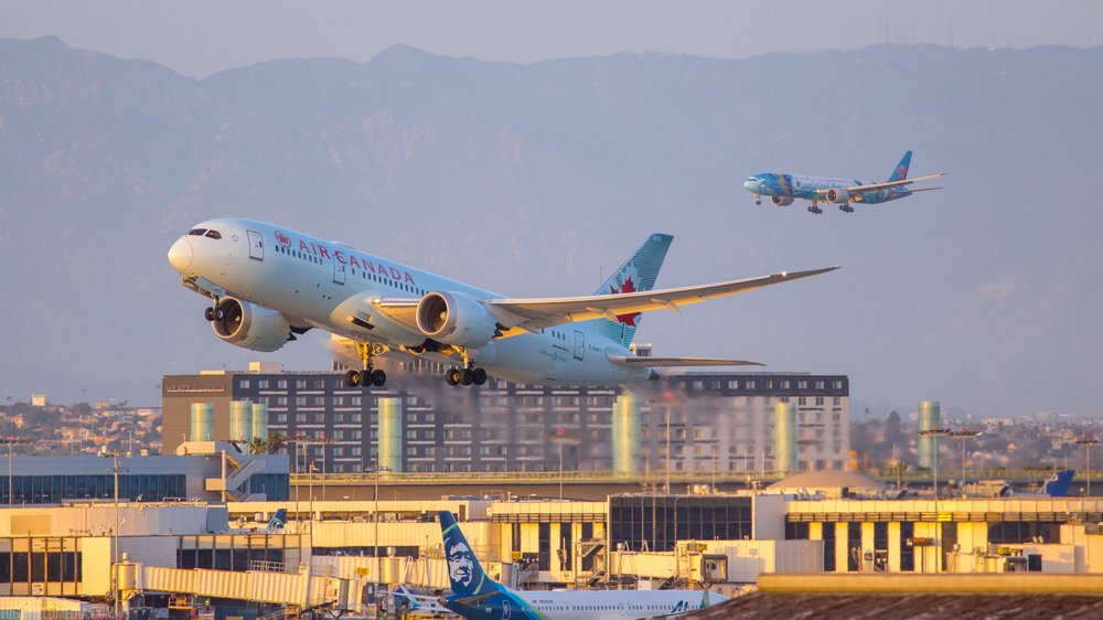 Air Canada Boeing 787-8 and China Southern Boeing 777-300ER