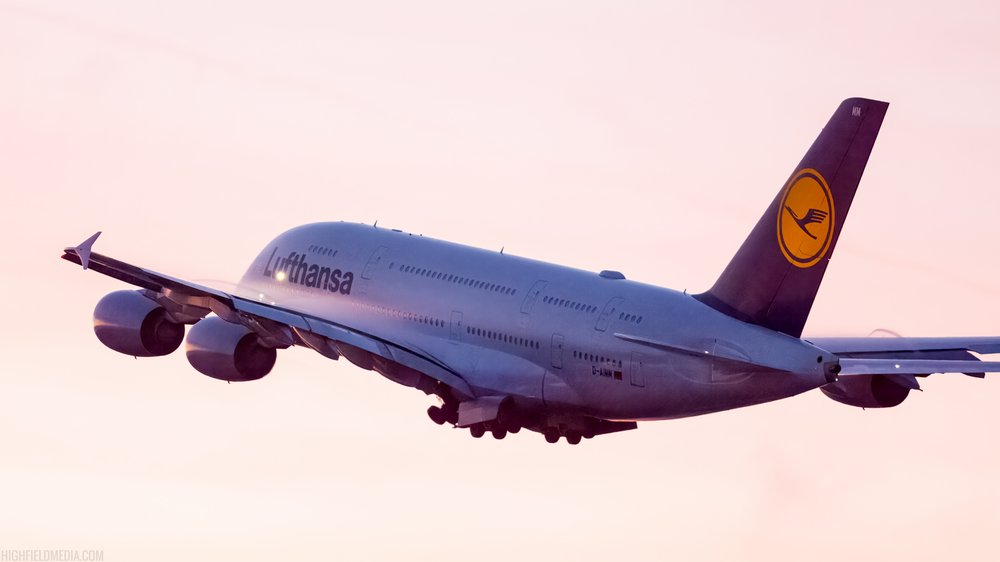 Lufthansa Airbus A380-800