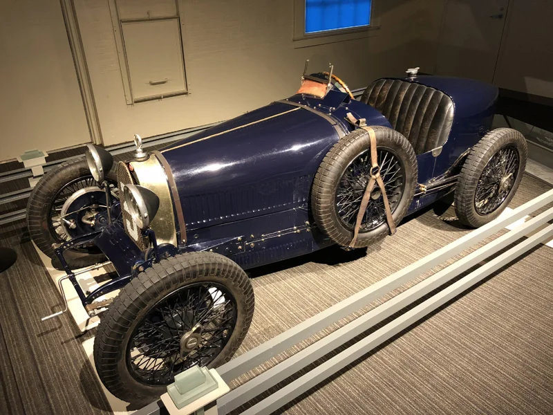 Vintage_TogaAuto_7.jpg