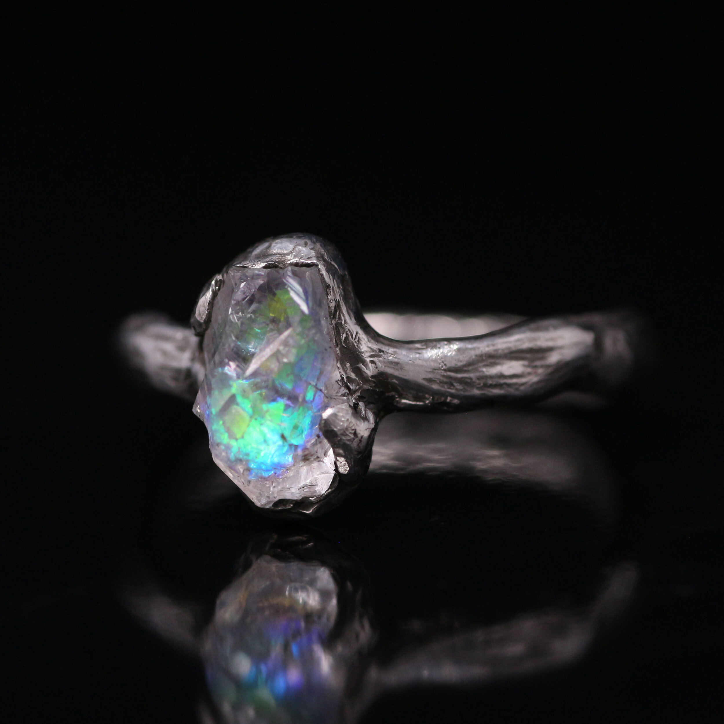 Holographic Rough Amethyst Twig Ring