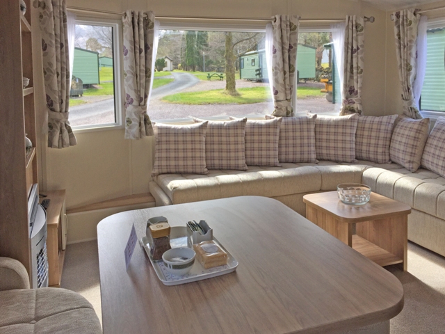 Sup 2 bed Caravan-001-WEB.jpg