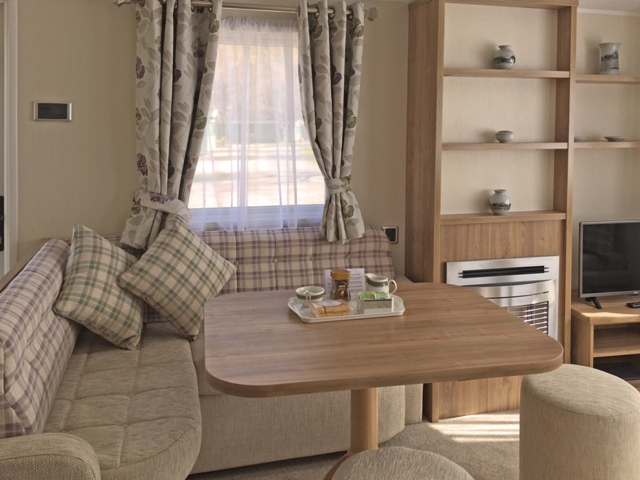 Sup 2 bed Caravan-008-WEB.jpg