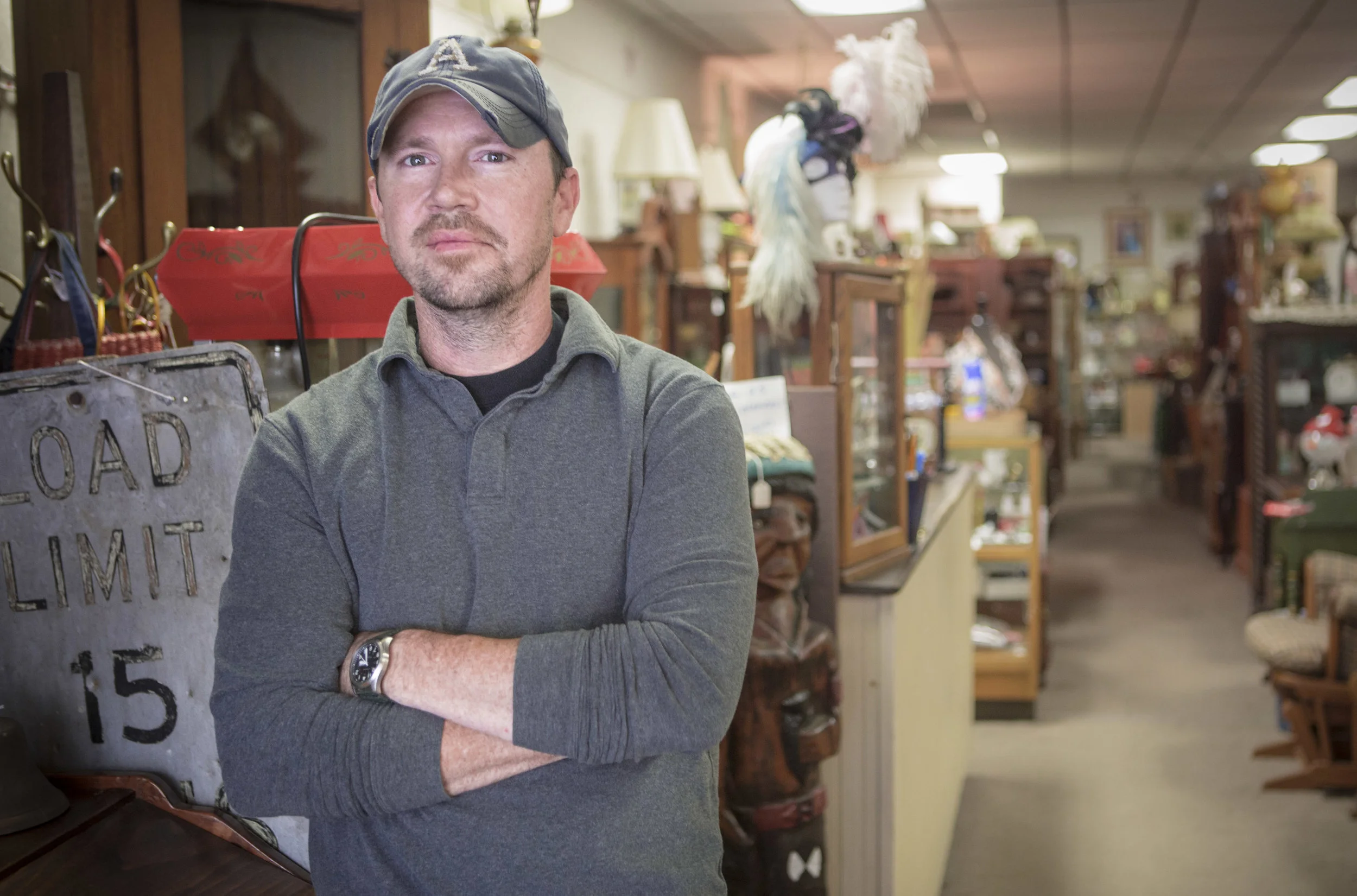 JUSTIN, THE DEALER &nbsp; // &nbsp;Upper Sandusky, Ohio“Trump makes me want to take a shower every time he talks.”Justin smokes a cigarette in the rocking chair outside of Woods’ Antiques ‘n More, where he’s been working as an antiques dealer since …
