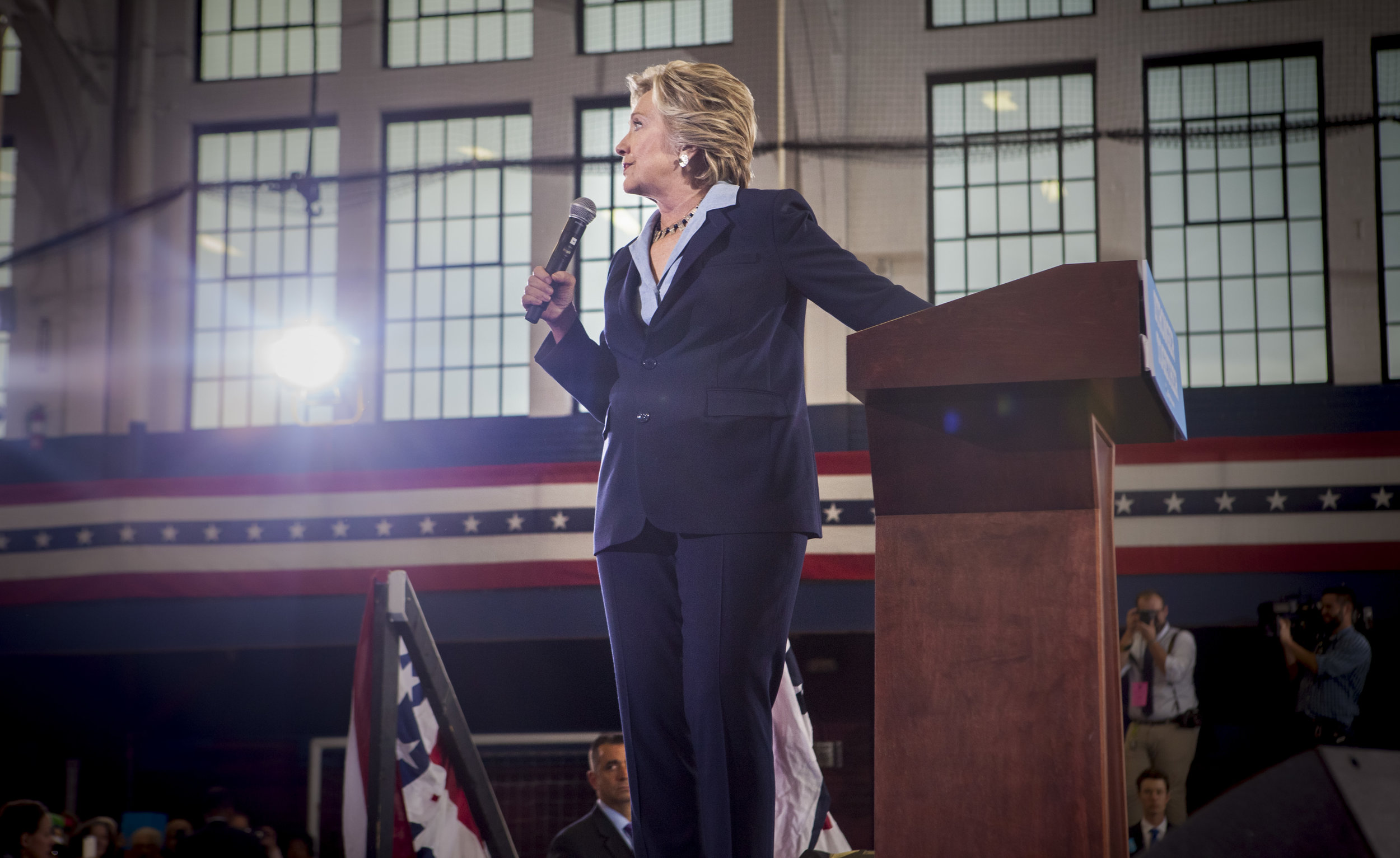 10032016_BJM_Hillary_Campaigns_in_Akron_Ohio_24.jpg