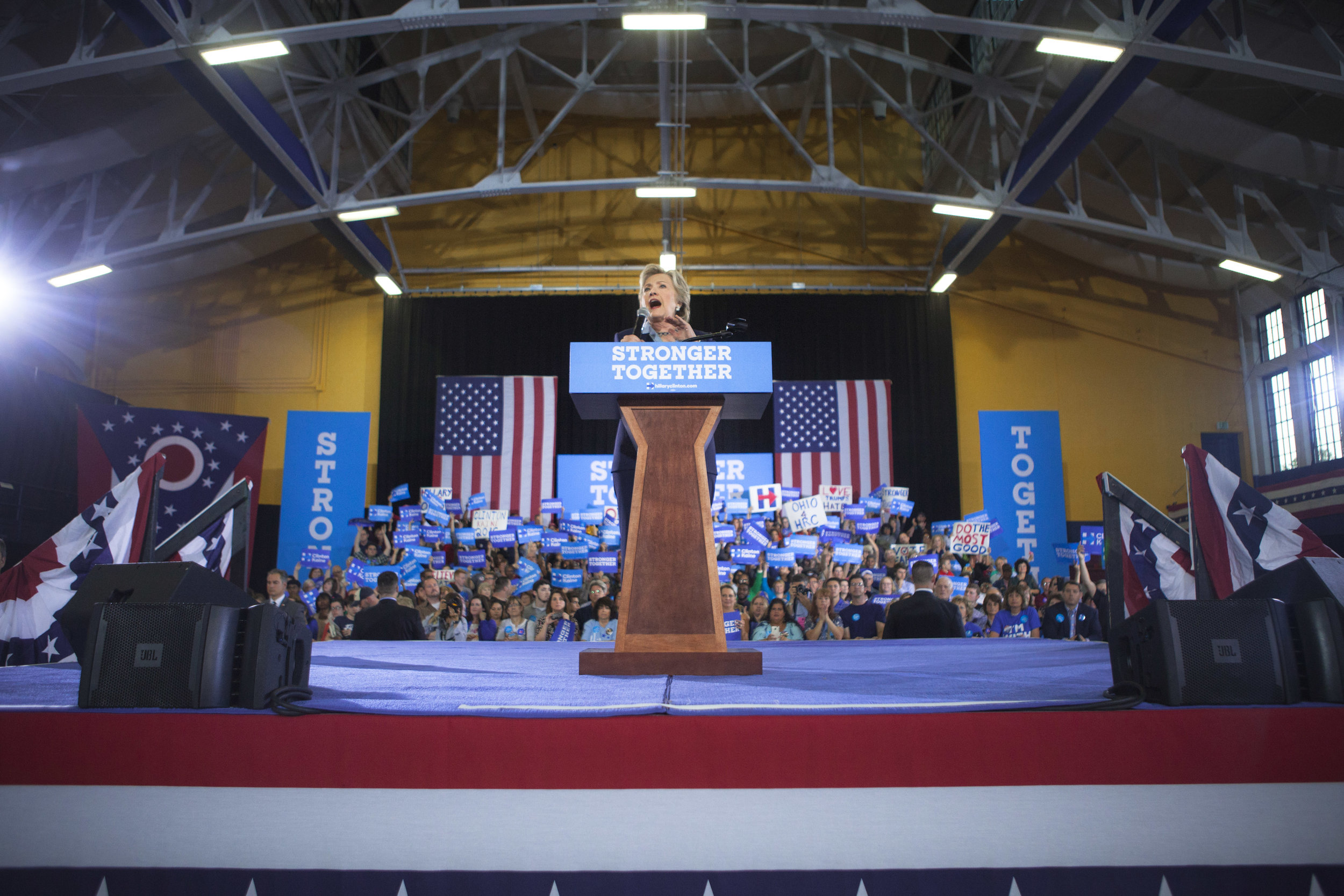 10032016_BJM_Hillary_Campaigns_in_Akron_Ohio_42.jpg