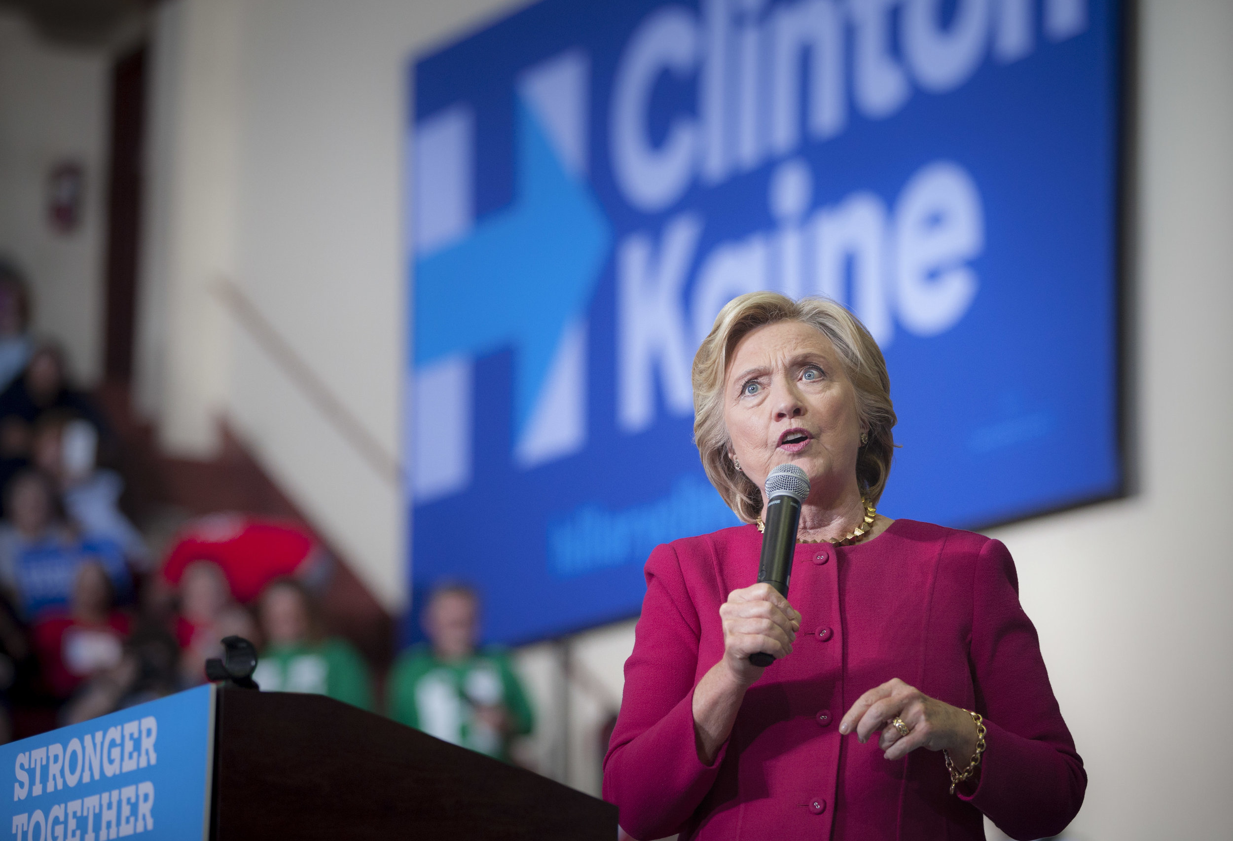10042016_BJM_Hillary_Clinton_Campaigns_in_Harrisburg_Pennsylvania_19.jpg