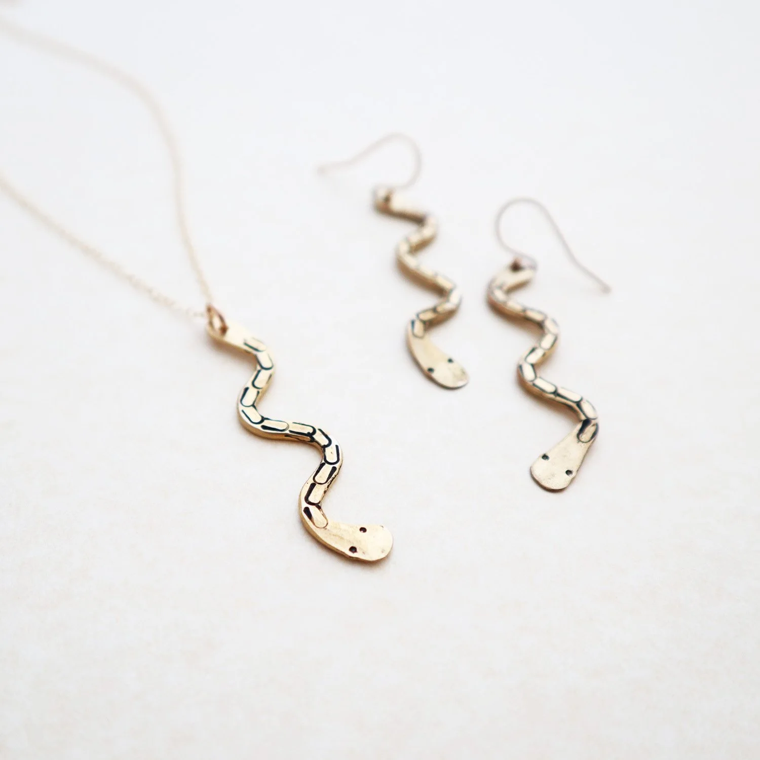 OGSnakeEarNeck3.jpg