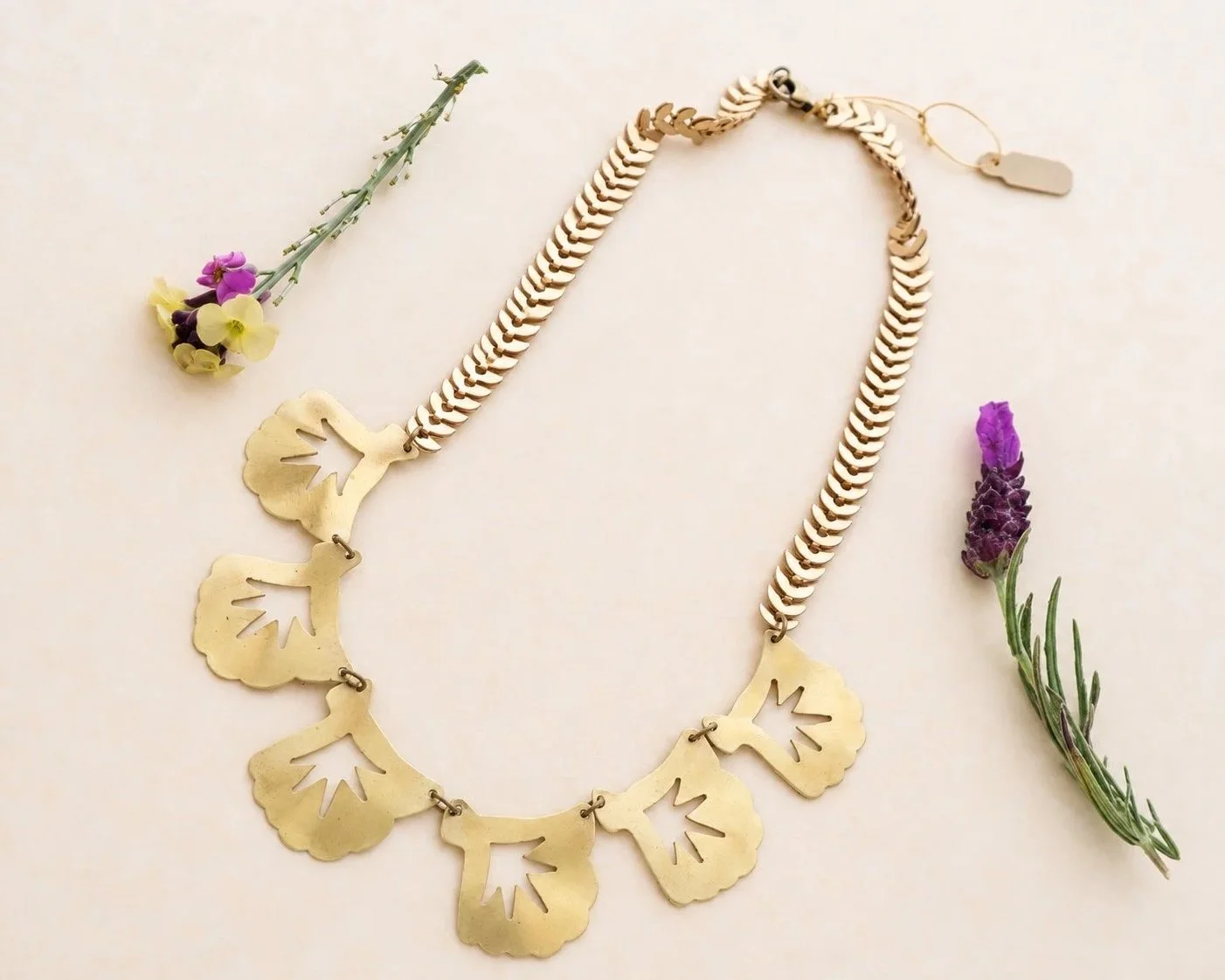 gingkoleafneck5.jpg