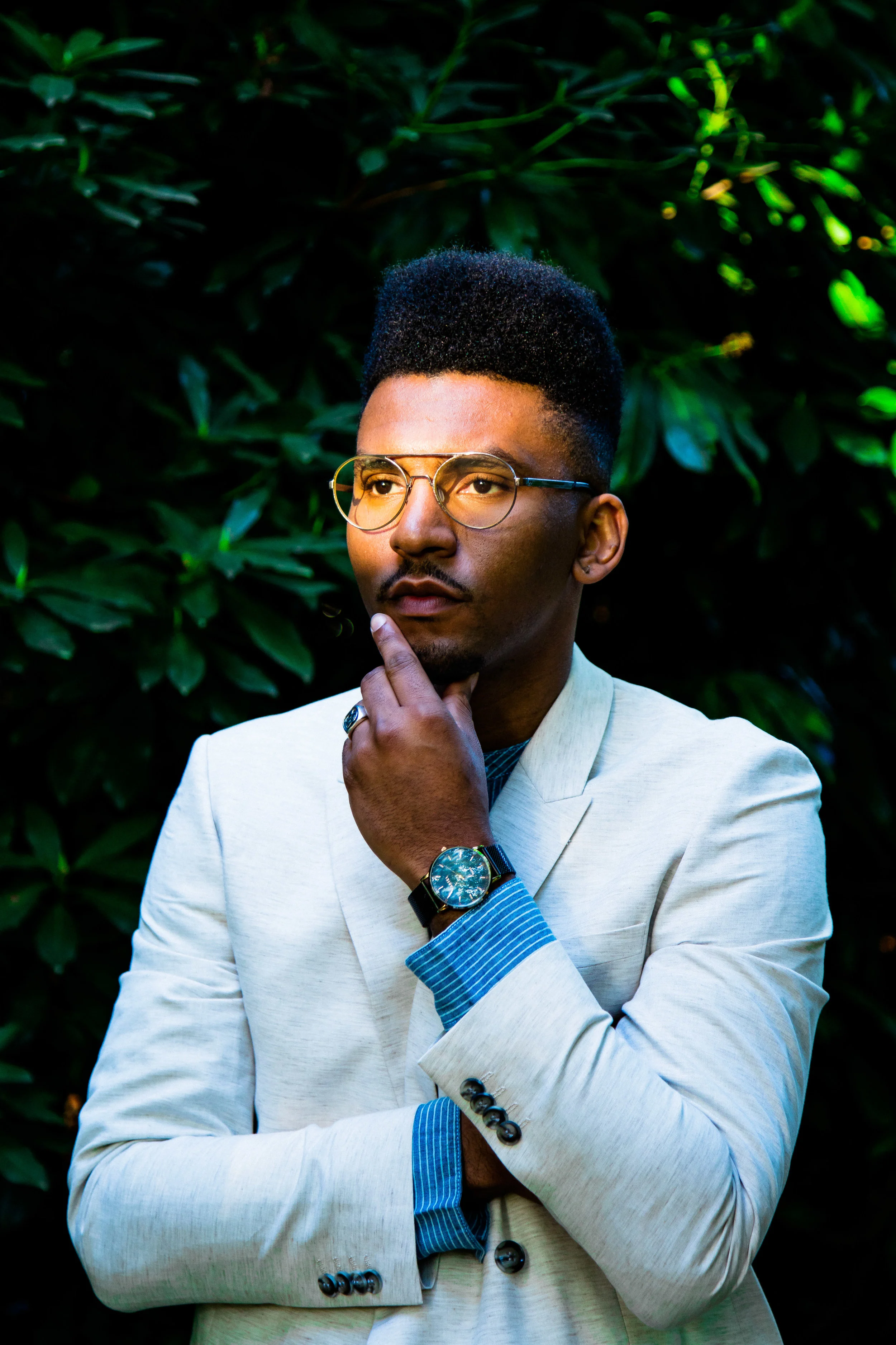 Sug Sean Contact