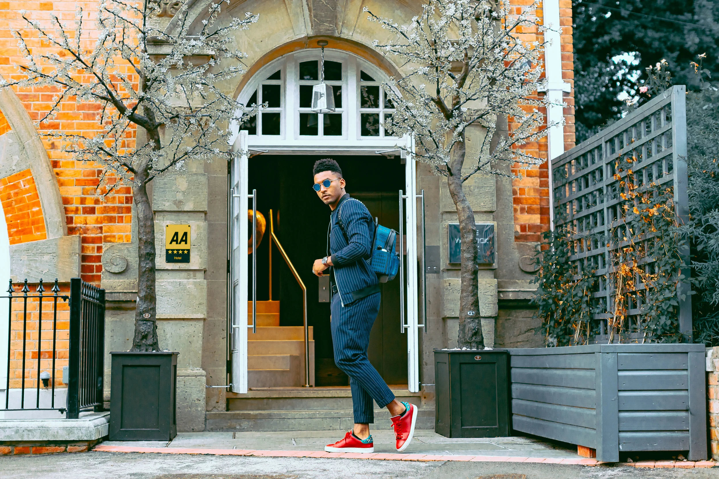 BoohooMAN x Tailored Stripe Suit