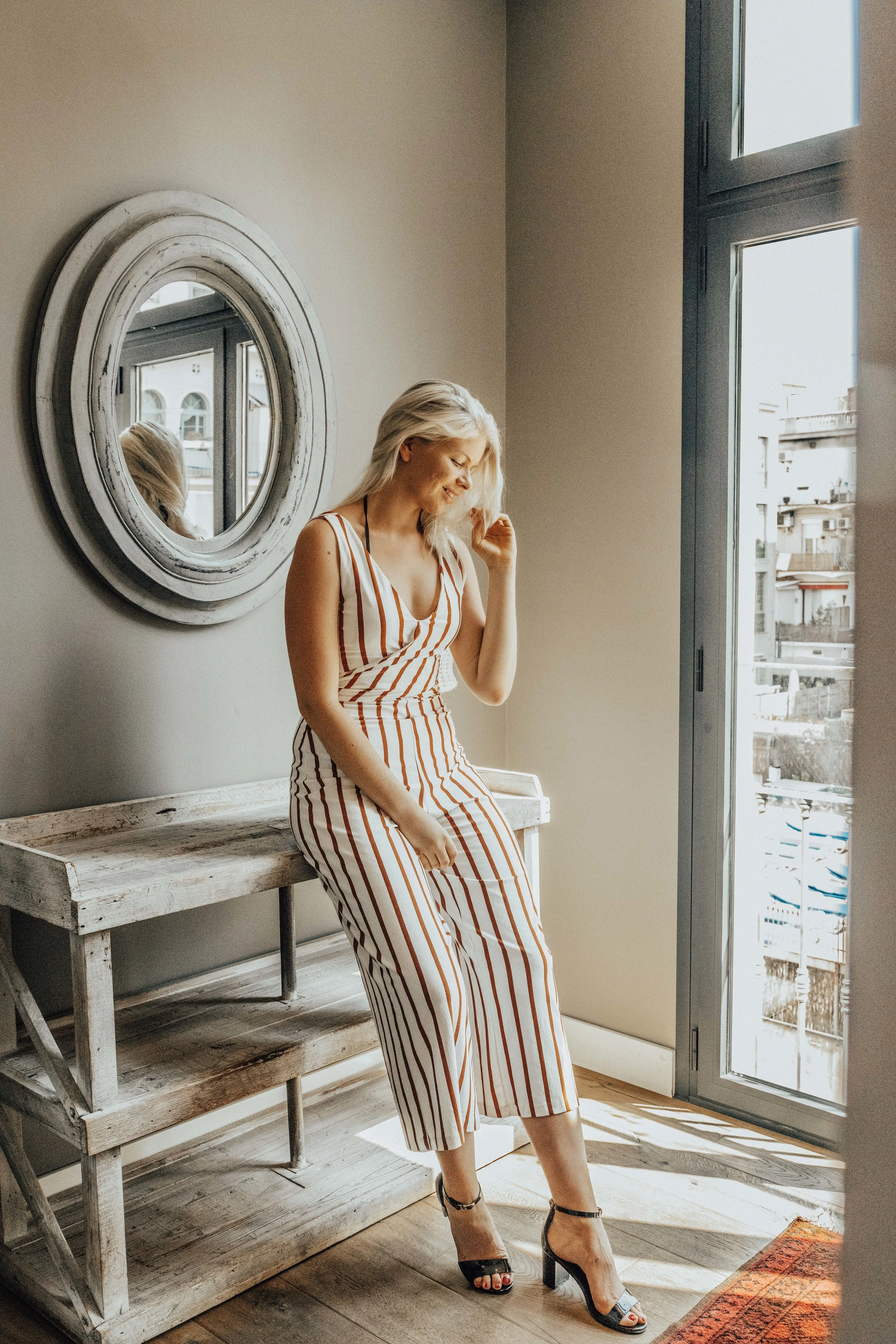  Sug -Sean Travels to barcelona with Paula Potry, Tiia Potry and Seabastian 