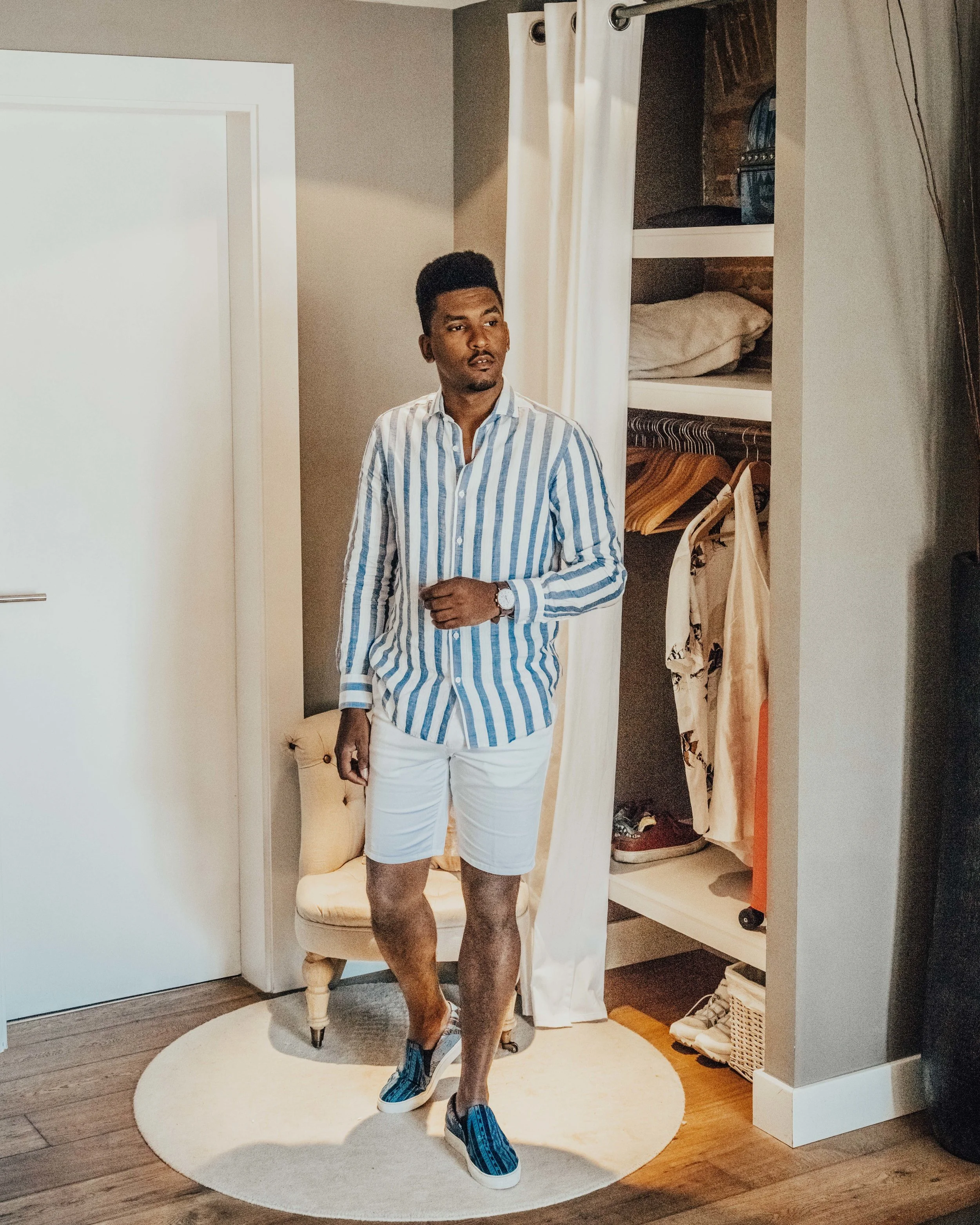  Sug -Sean Travels to barcelona with Paula Potry, Tiia Potry and Seabastian 