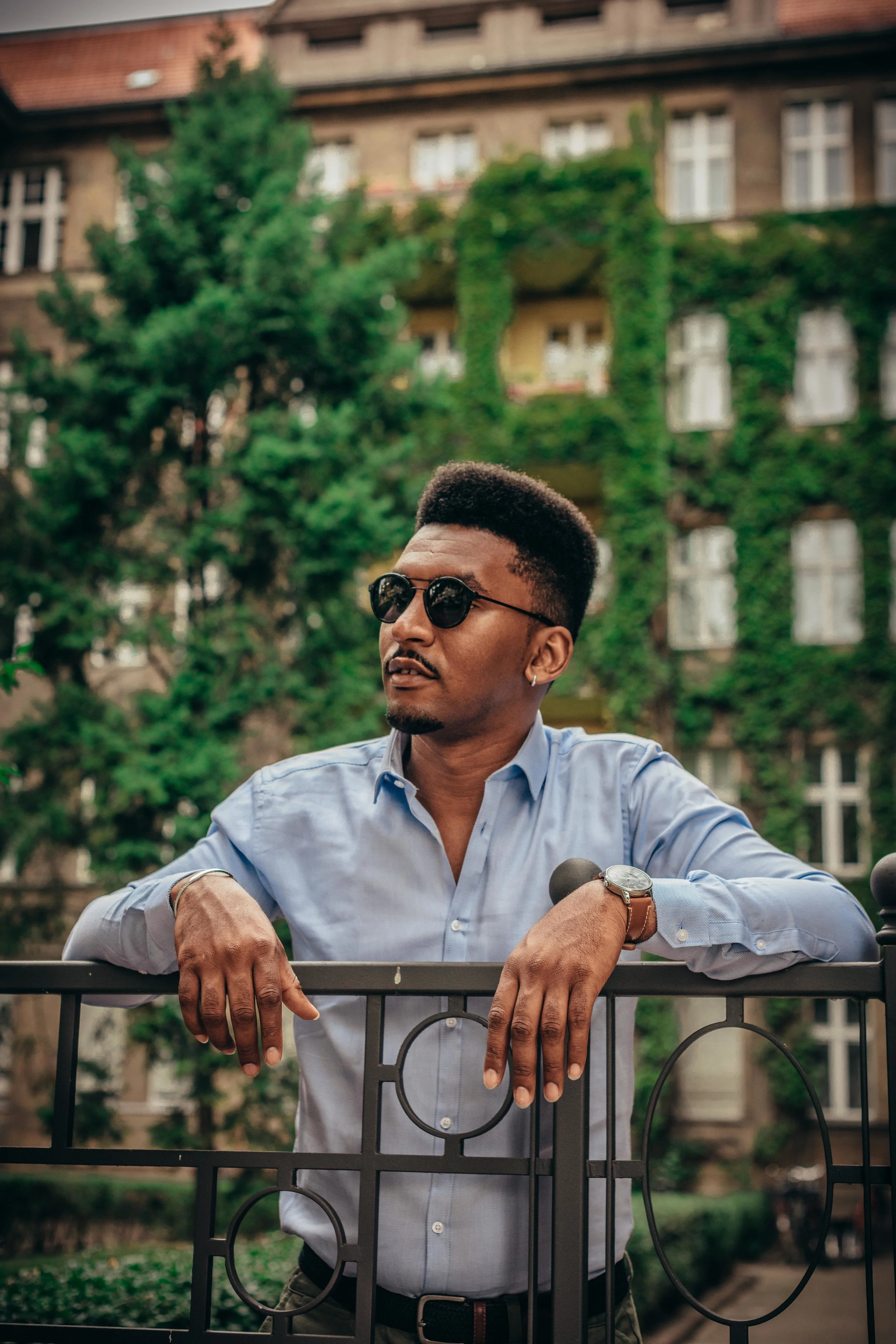  Sug -Sean Travels to barcelona with Paula Potry, Tiia Potry and Seabastian 
