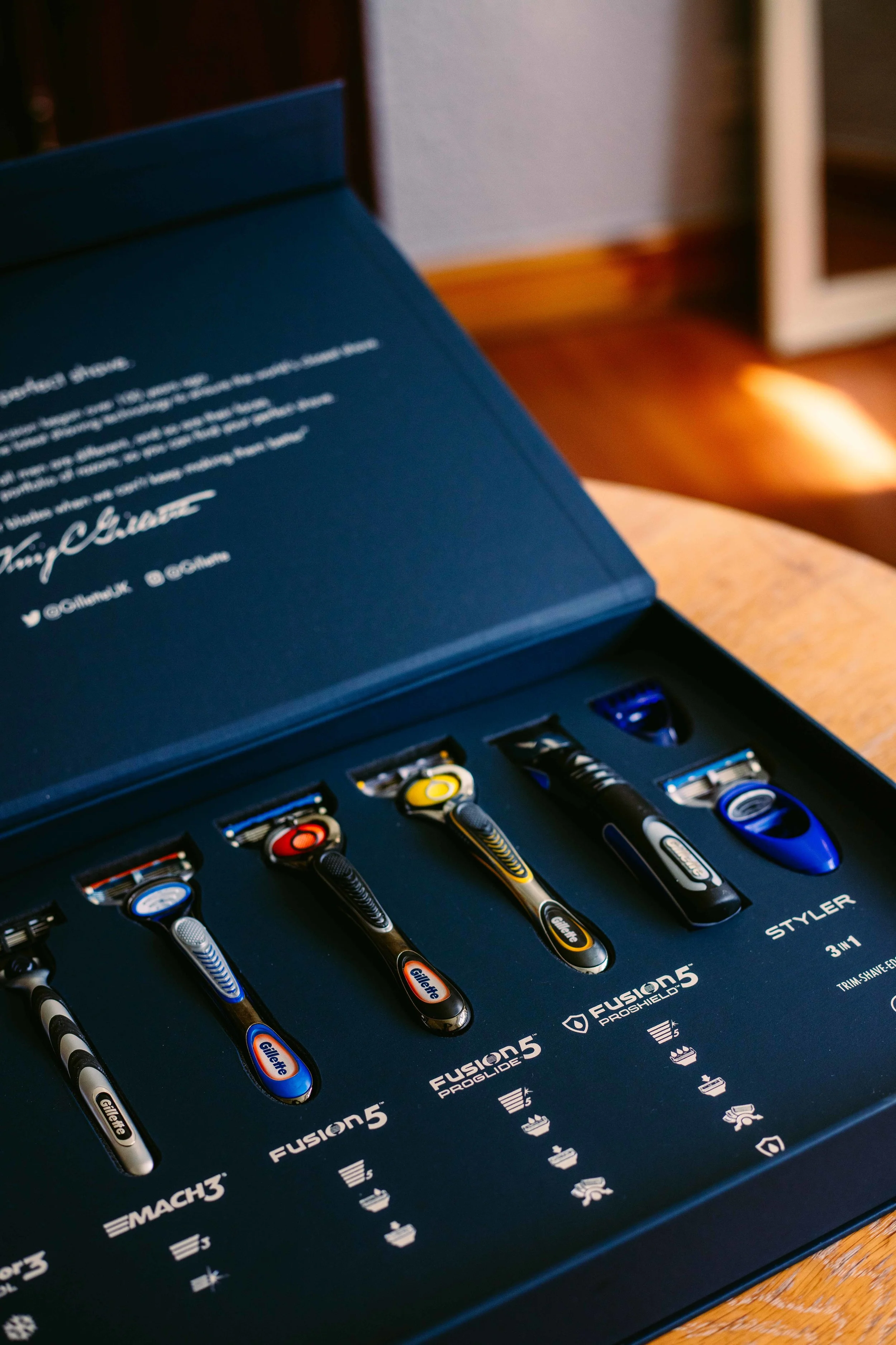 Sug Sean Gillette razor-Subscription_-3.jpg
