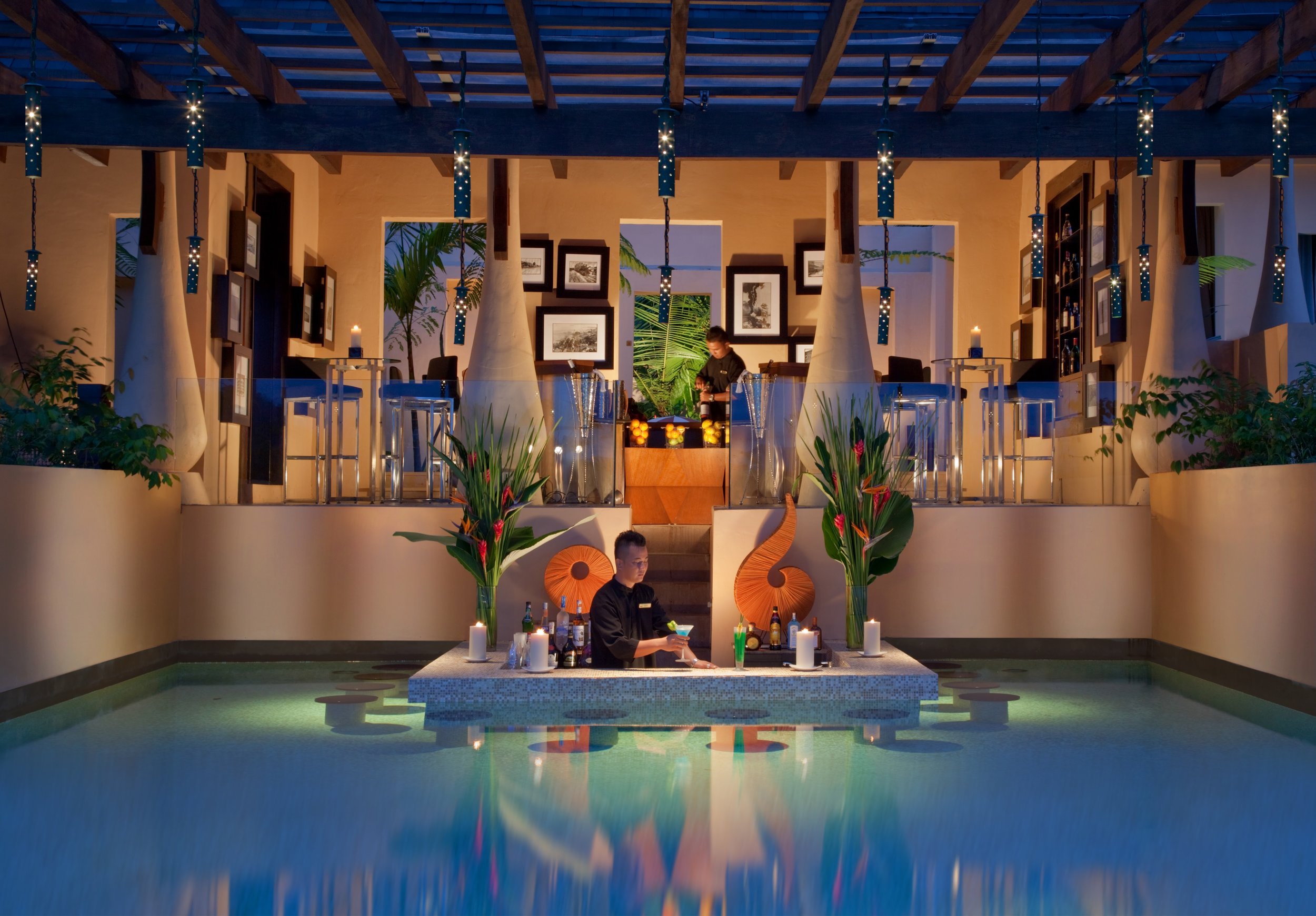 Gaya Island Resort, PoolBar.jpg