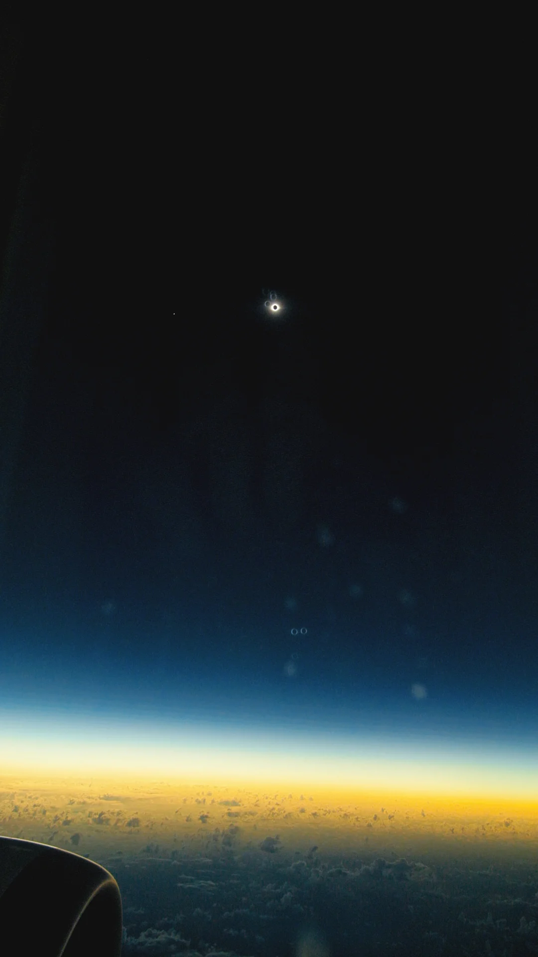 LATAM Airlines flight chases the total solar eclipse