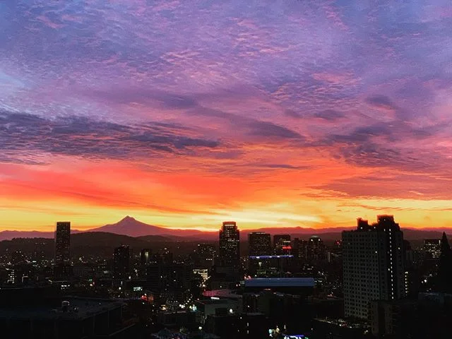 Fall sunrises in the PNW are the best sunrises.