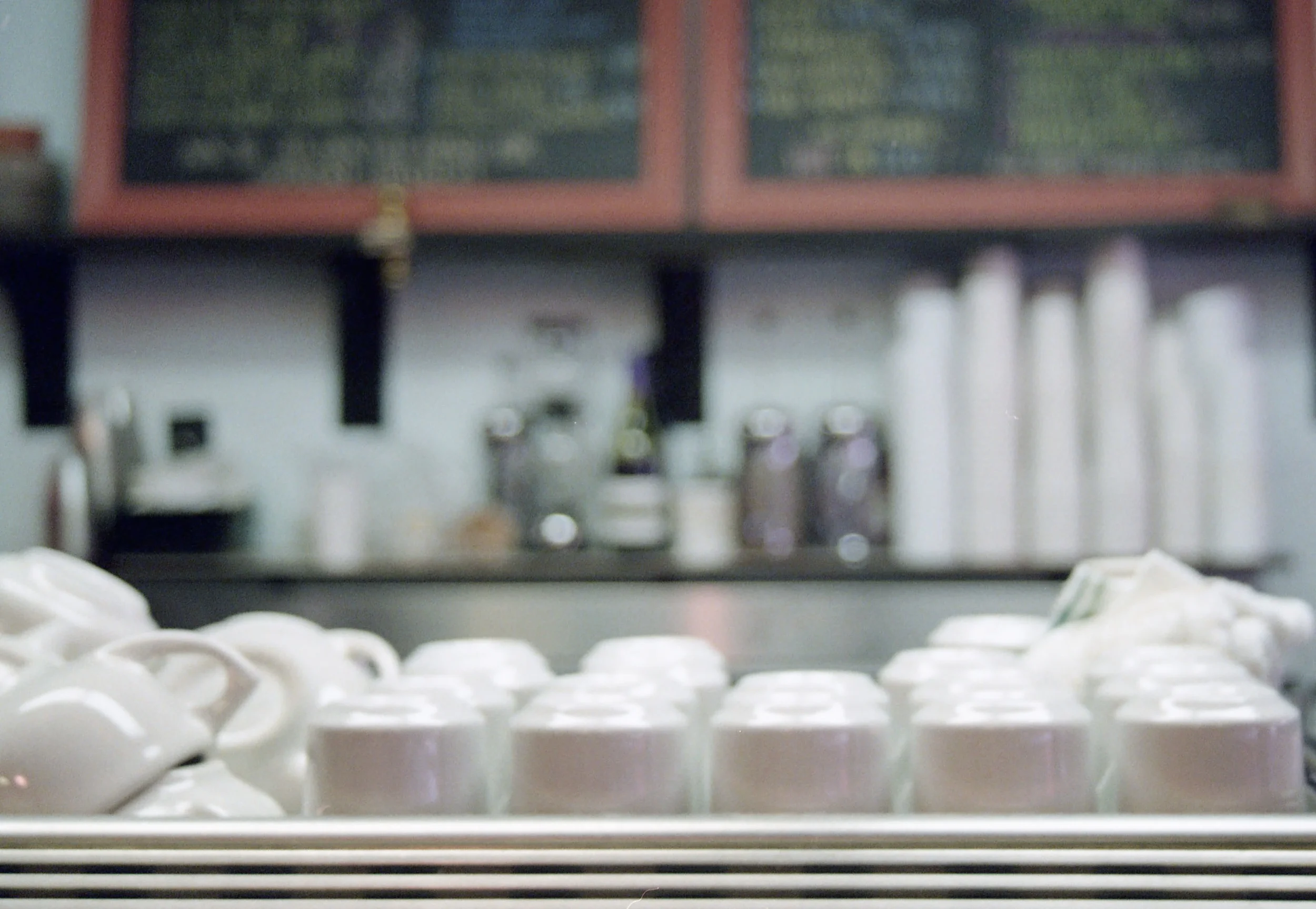 whitecoffeecups3.jpg