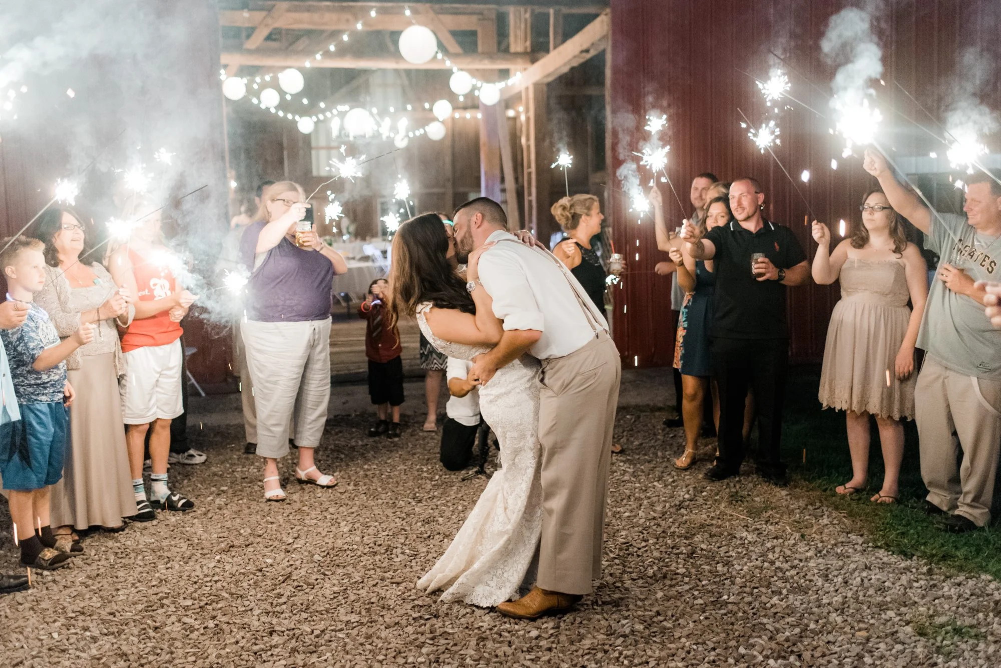 horizon-view-farms-pennsylvania-wedding-barn-rustic-country-0025.jpg