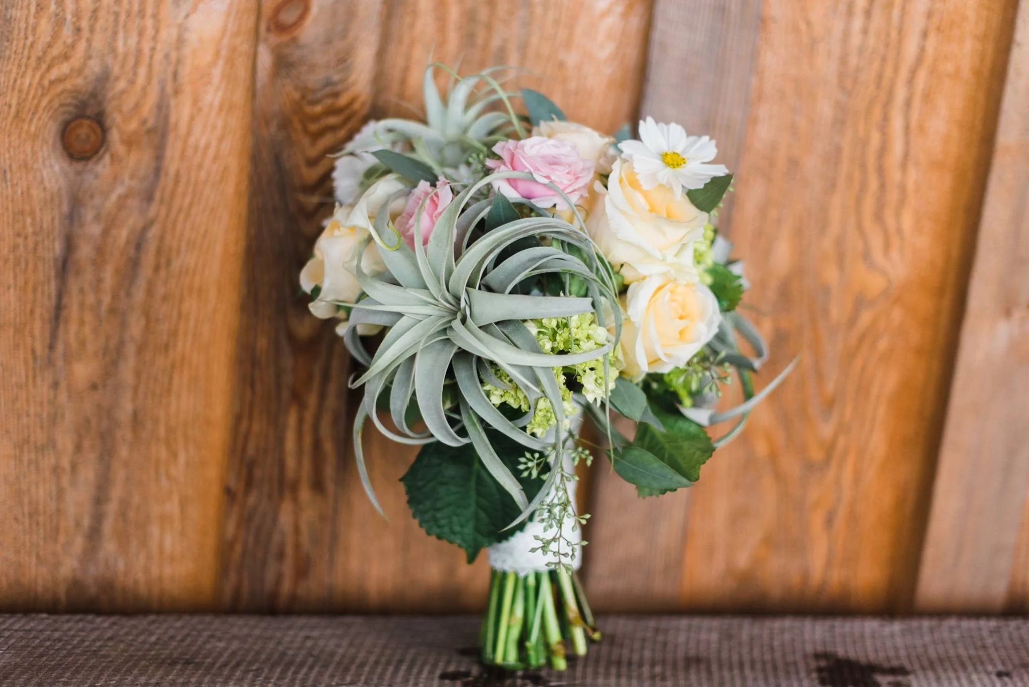 white-barn-pennsylvania-wedding-glam-rustic-farm-0002.jpg