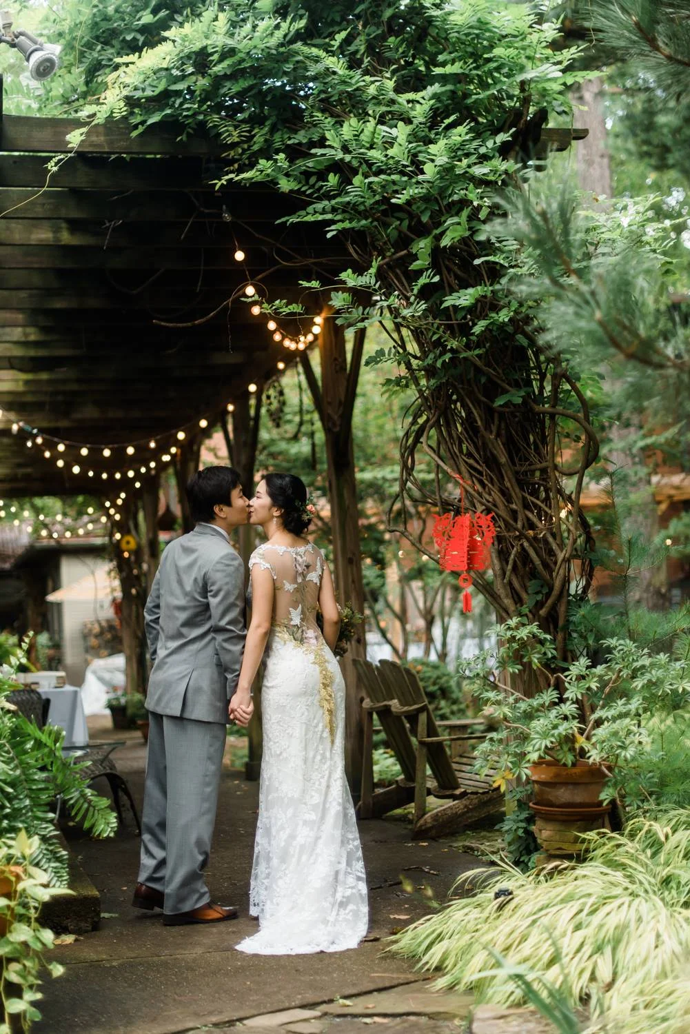 choderwood-pittsburgh-riverfront-diy-romantic-wedding0023.jpg