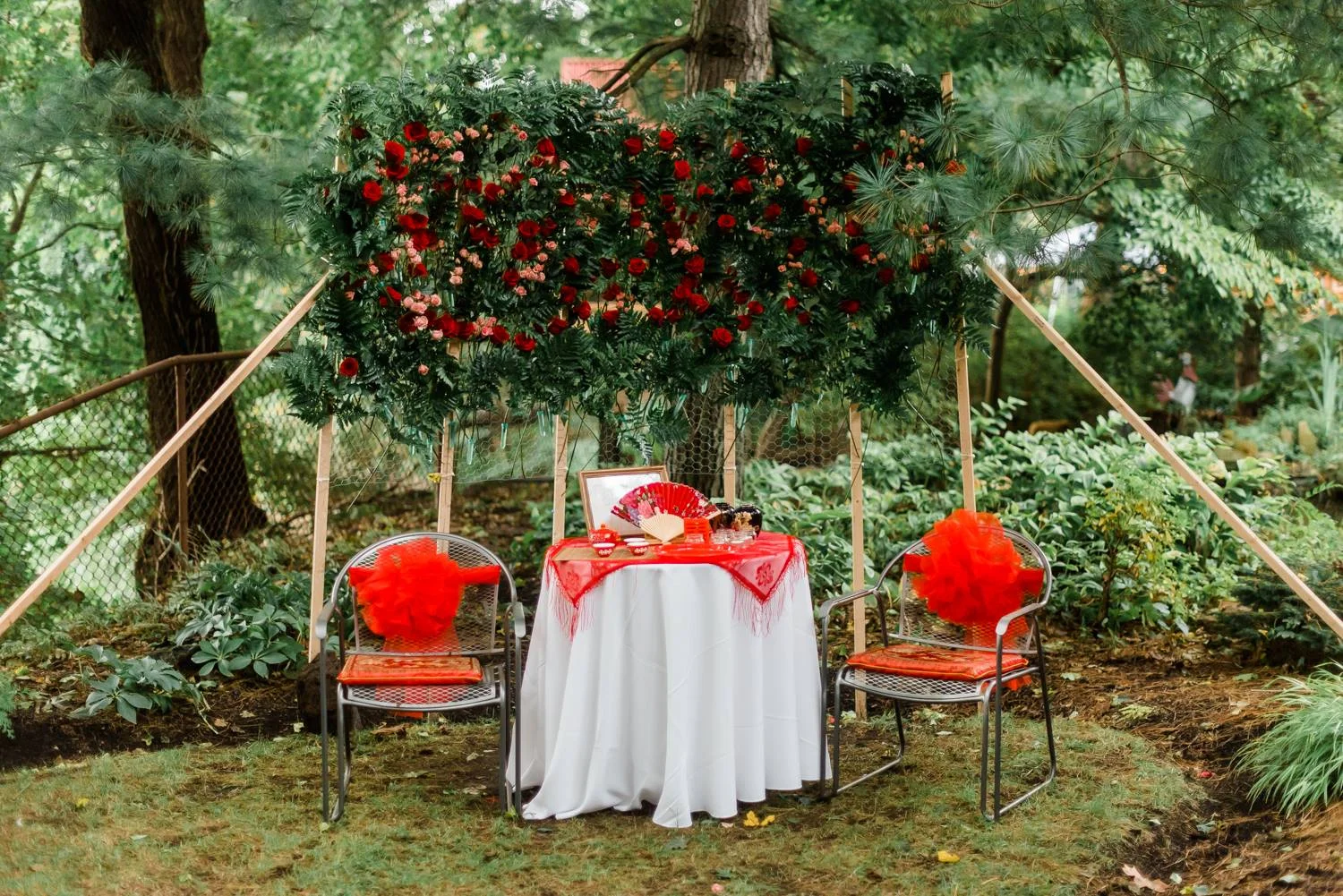 choderwood-pittsburgh-riverfront-diy-romantic-wedding0031.jpg