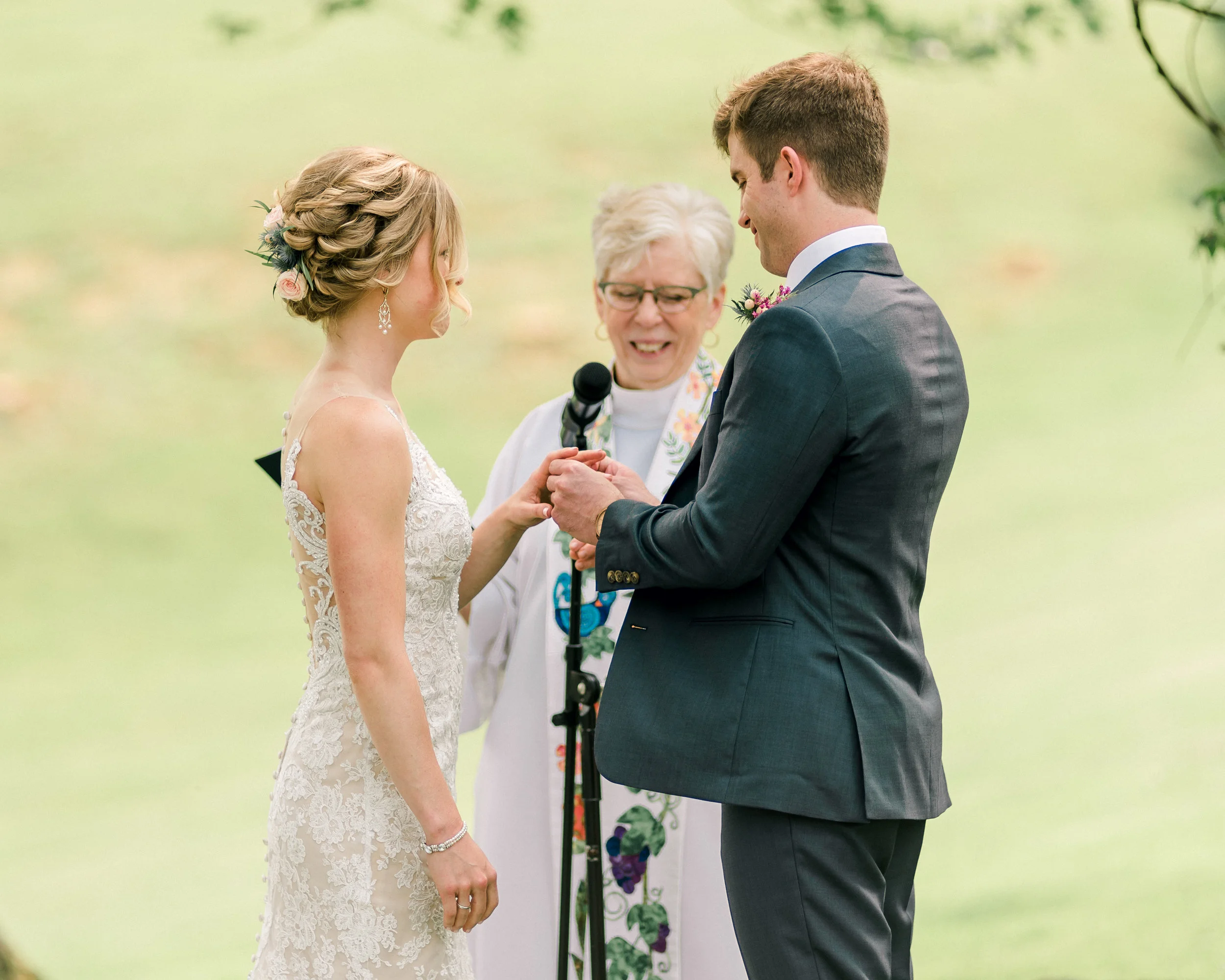 pittsburgh-wedding-photographer-shady-elms-farm-0042.jpg
