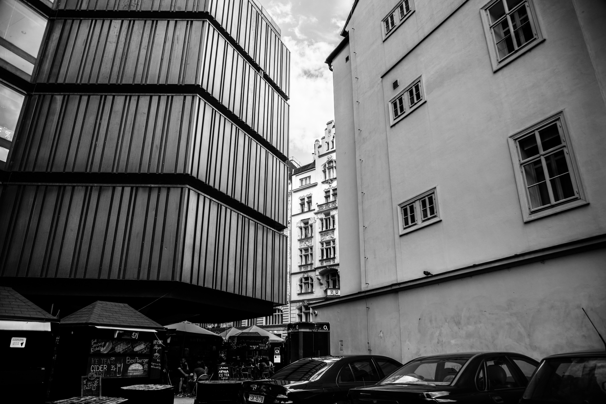 oldnewarchitecture.jpg