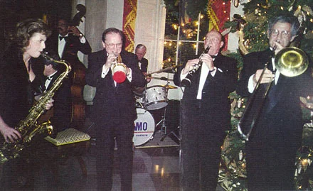 Ed performing at the White House