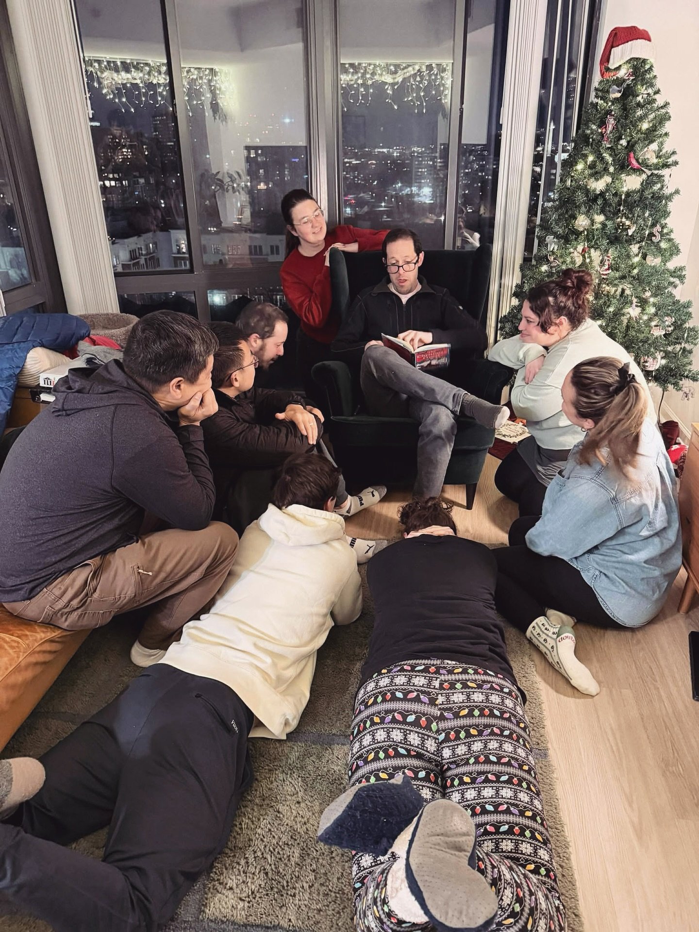 Happy Holidays from Supreme Chord! Cheers to the New Year!

#supremechord #dcacappella #happyholidays