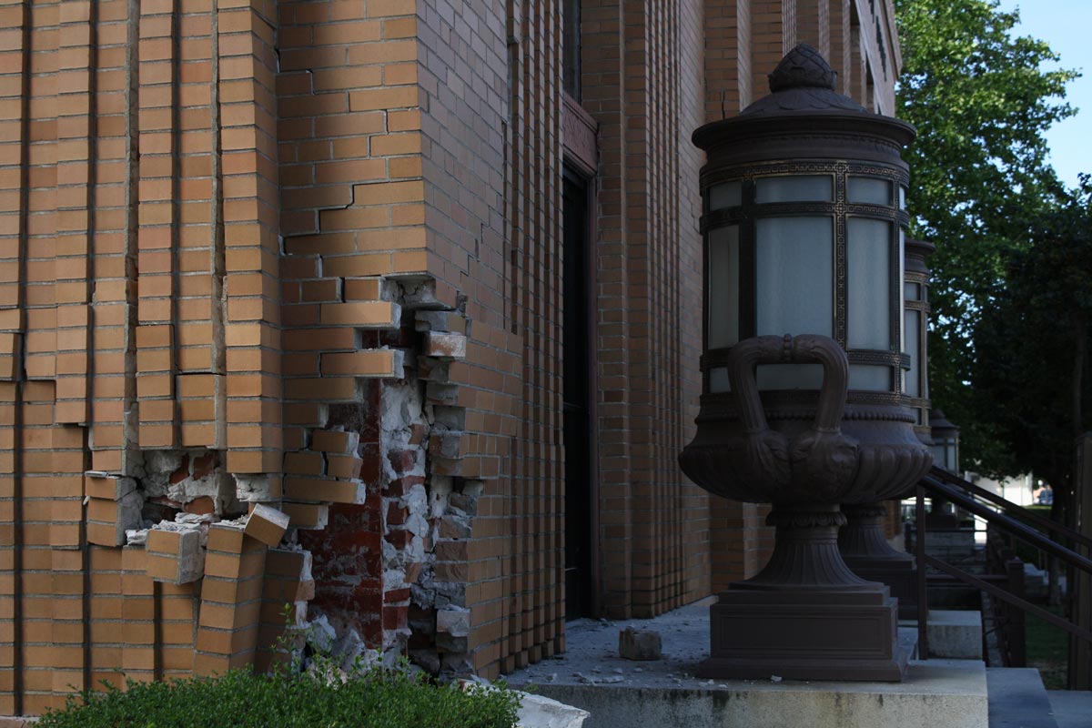 The masonry structure of the Napa post office sustained moderate damage following a 6-magnitude earthquake on August 24, 2014. Image credit Matthew Keys , used with permissions of Creative Commons Attribution No Derivatives 2.0 license.